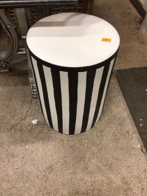 Round Black Stripe Ceramic End Table - Stylish Nightstand for Living Room, Bedroom & Office - Perfect for Coffee, Books & Decor