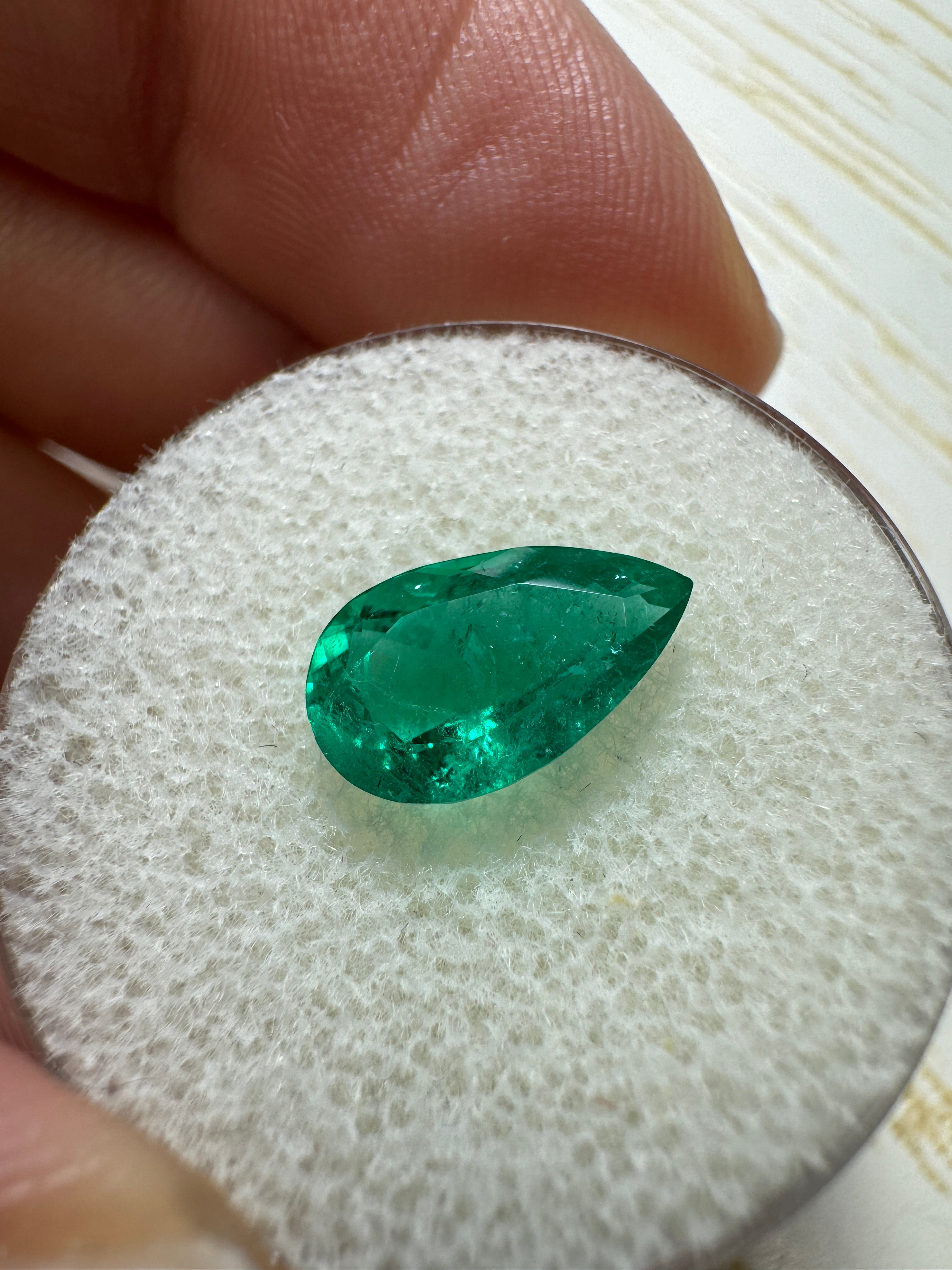1.79 Carat 11x7mm Deep Bluish Green Natural Colombian Emerald Pear Cut Loose Gemstone for Jewelry Making & Engagement Rings