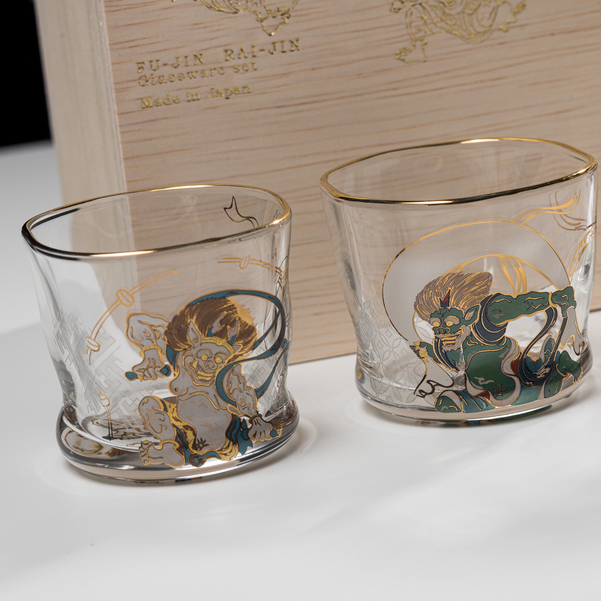 Premium Fujin Raijin Japanese Sake Set - Traditional 1 Jug & 2 Sake Cups - Authentic Japanese Drinking Vessel for Sake Ceremonies, Dinner Parties & Asian-Themed Decor