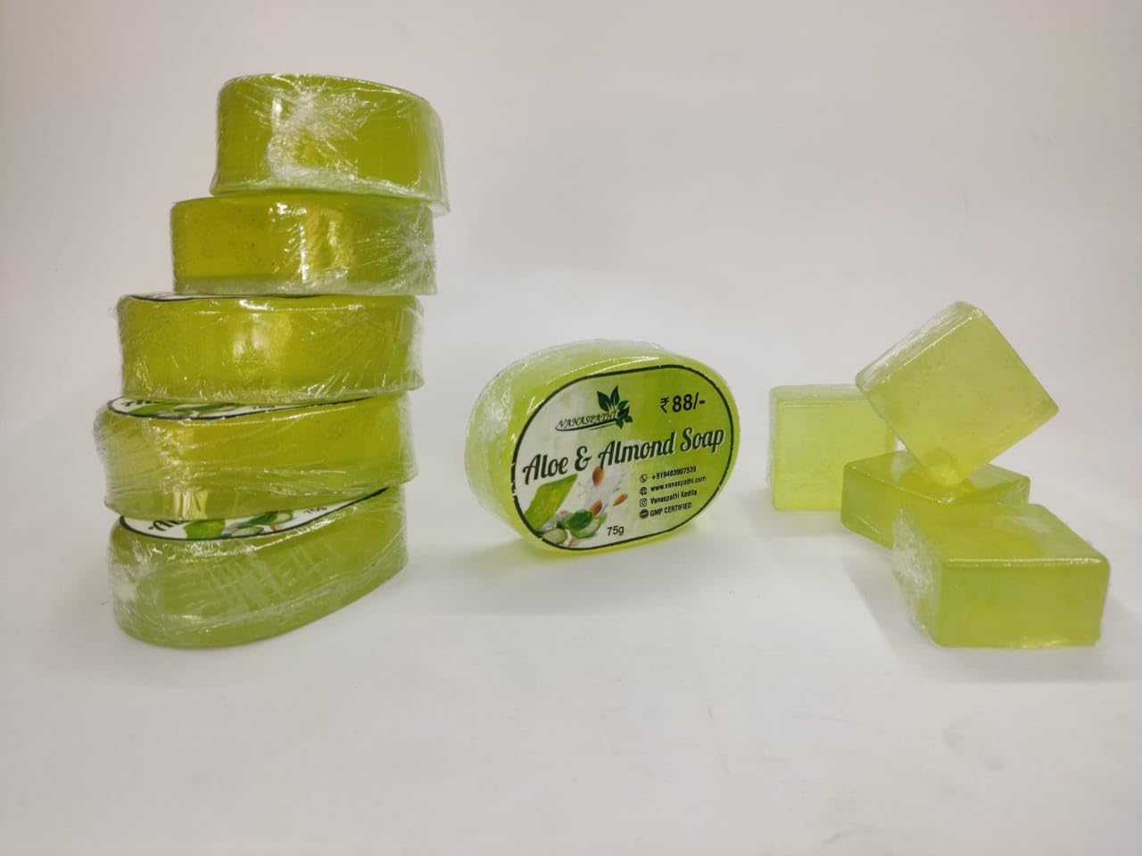 Natural Aloe Vera & Almond Soap Bar - Pack of 4 | Moisturizing & Gentle Skin Care for Face & Body | Perfect for Dry, Sensitive Skin & Daily Use