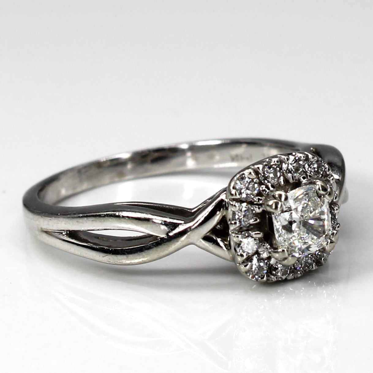 Halo Diamond Engagement Ring 0.78ctw VS1 I Size 8.25 - Sparkling Wedding Proposal Ring for Her, Perfect Anniversary Gift & Bridal Jewelry