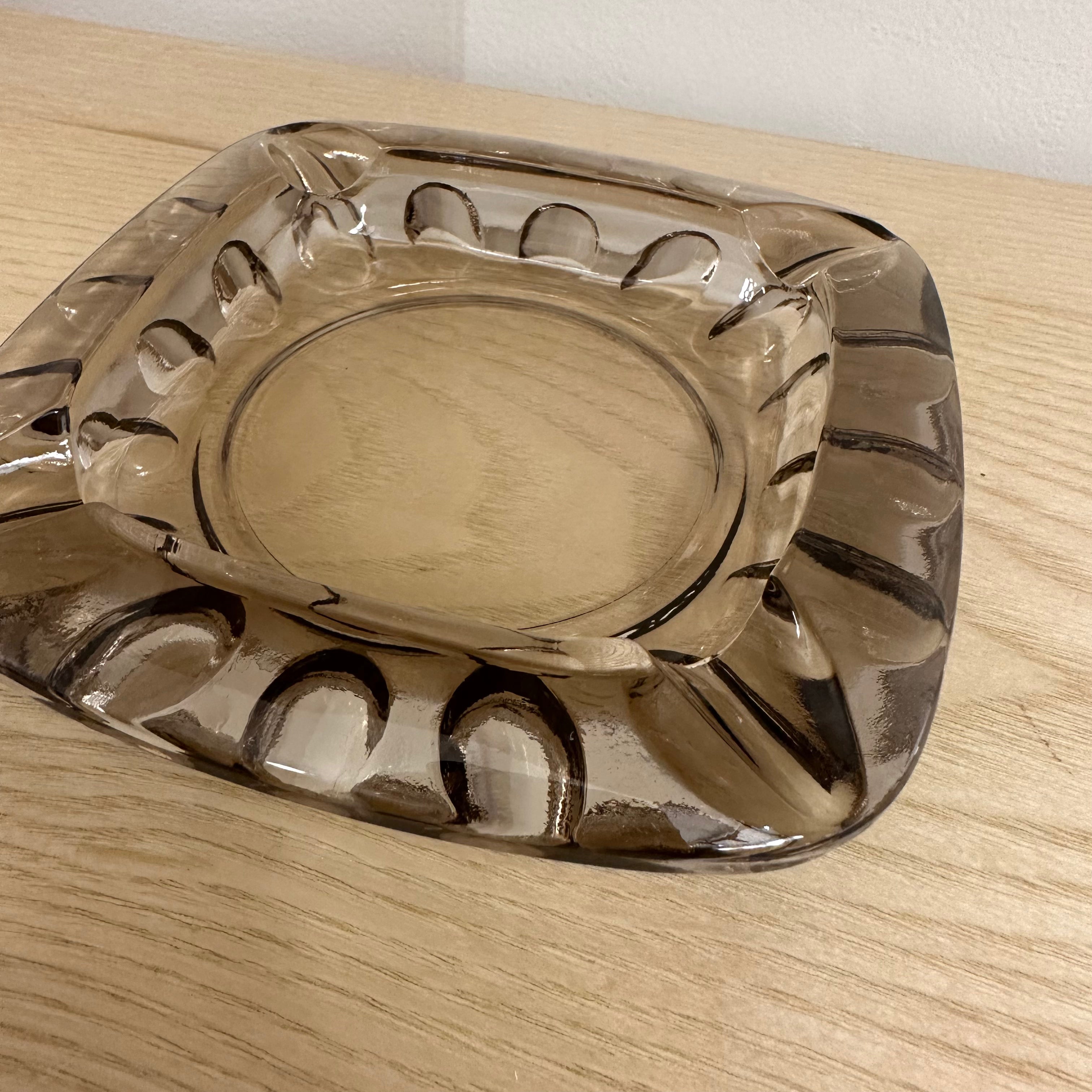 Elegant Smoked Glass Ashtray for Cigarettes & Cigars - Premium Home Decor & Smoking Accessories for Indoor & Outdoor Use