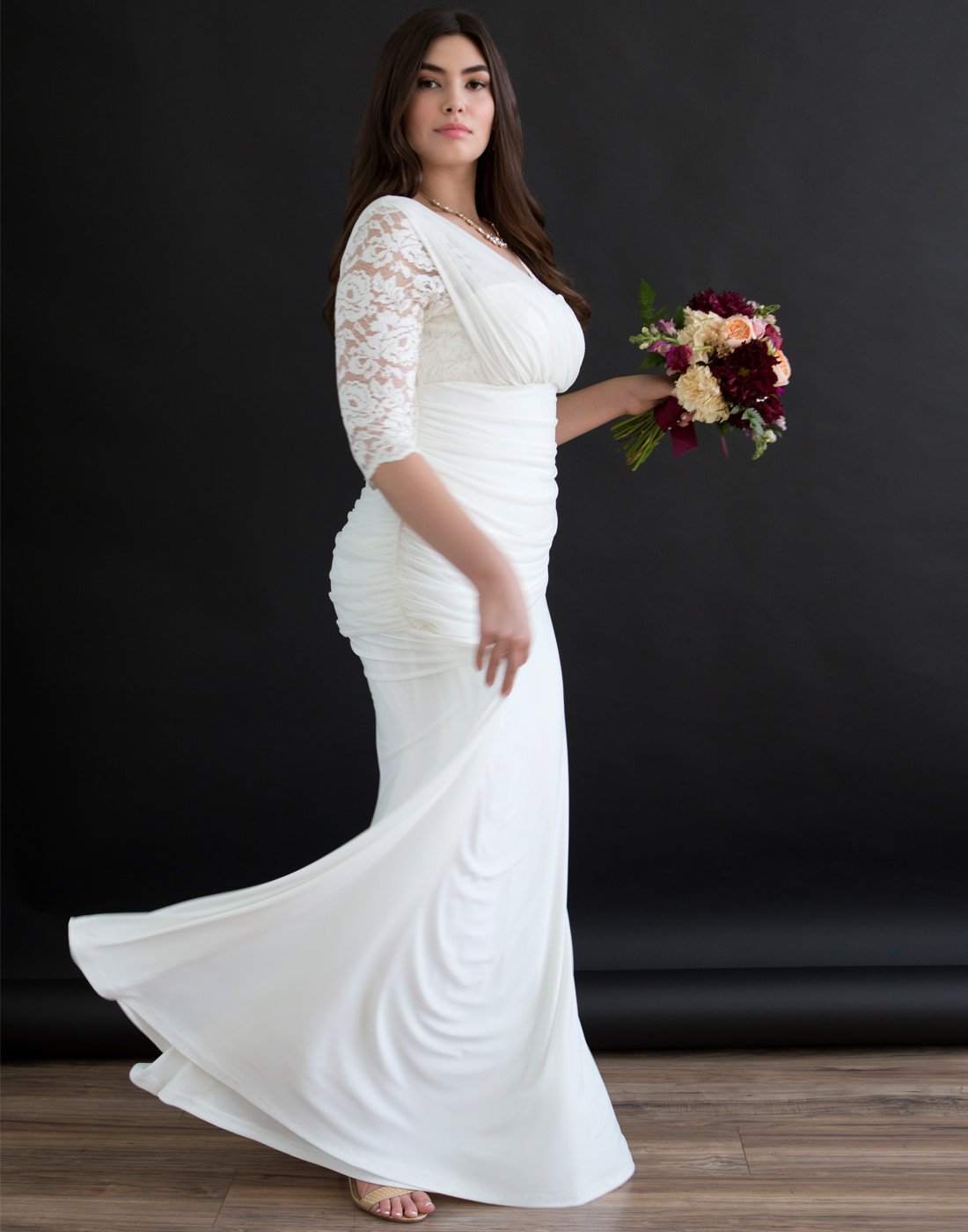 Kiyonna Women's Plus Size Elegant Aisle Wedding Gown - Flattering Lace Bridal Dress for Curvy Brides | Perfect for Church, Beach & Destination Weddings
