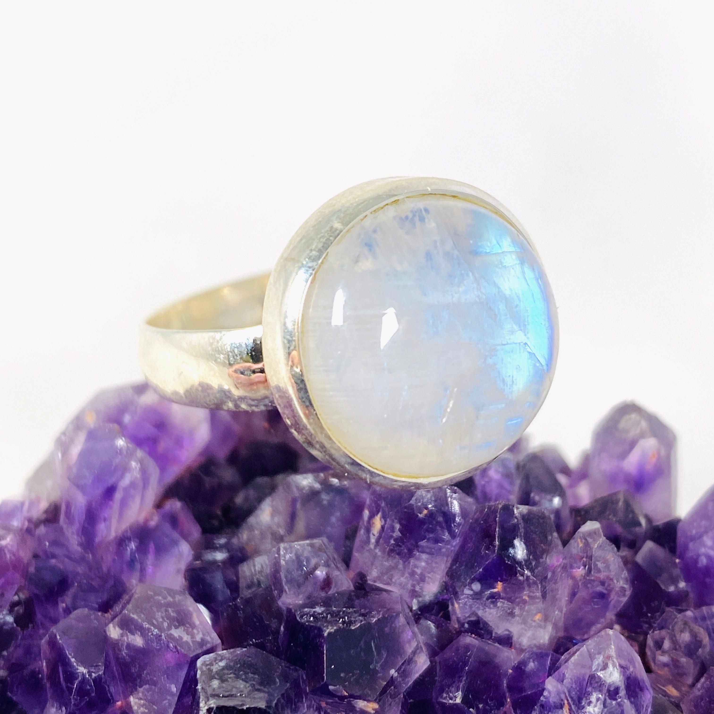 Moonstone Oval Ring - Size 11 - Sterling Silver Women's Jewelry - KRGJ3014 | Elegant Gift for Birthdays, Anniversaries & Special Occasions