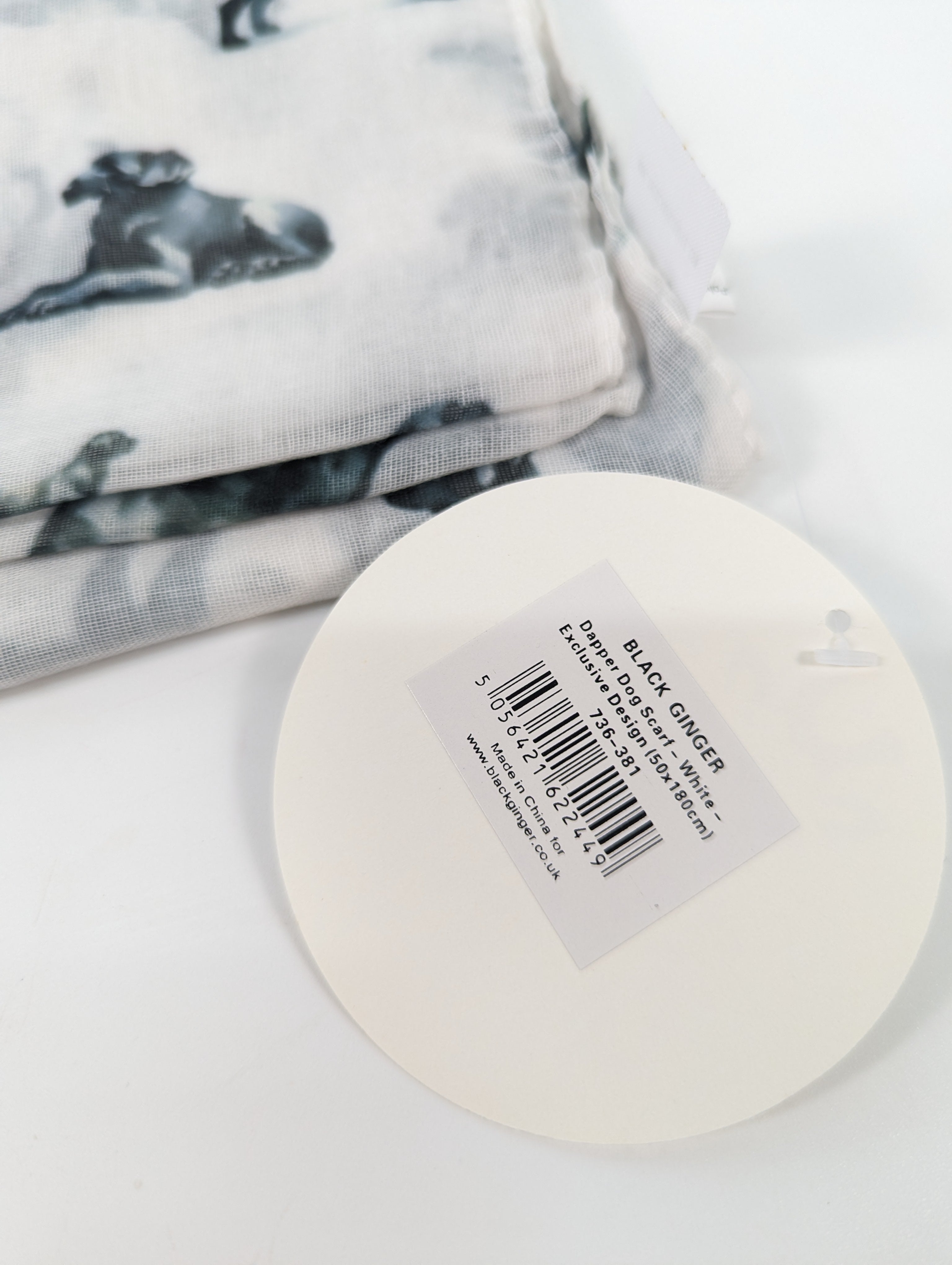 Dapper Dog Scarf - White (50x180cm) | Stylish Pet Fashion Accessory for Small & Medium Dogs | Perfect for Winter Walks, Photo Shoots & Special Occasions