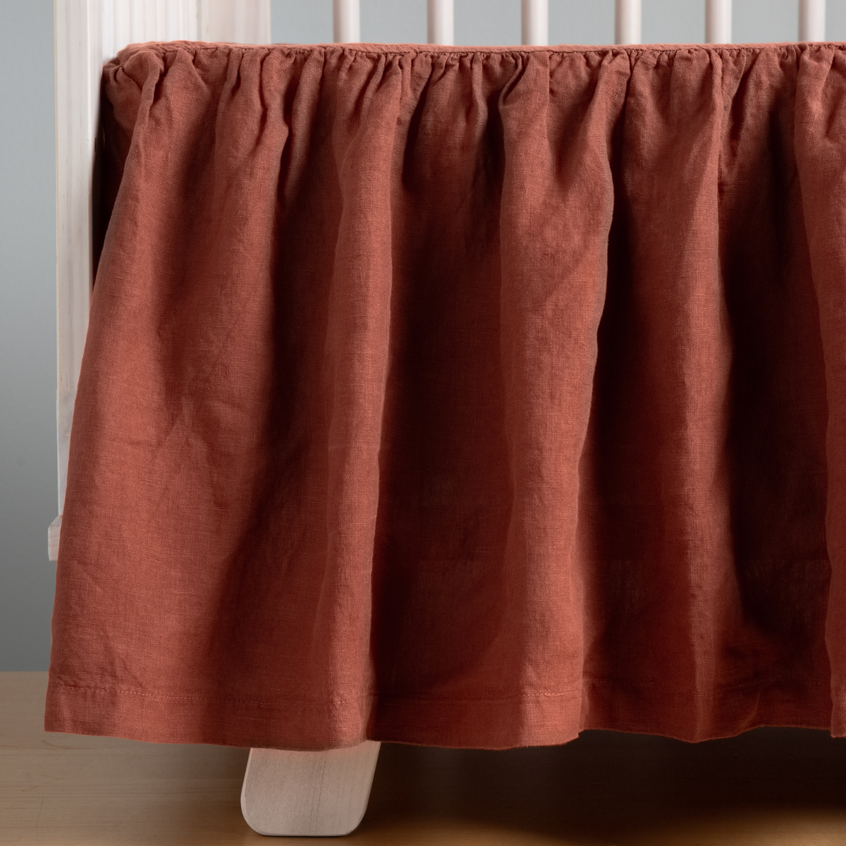 Soft & Breathable Linen Crib Skirt - Fitted Crib Bedding for Baby Nursery - Perfect for Newborn, Toddler & Kids Rooms - Ideal for Crib, Bassinet & Changing Table Decor