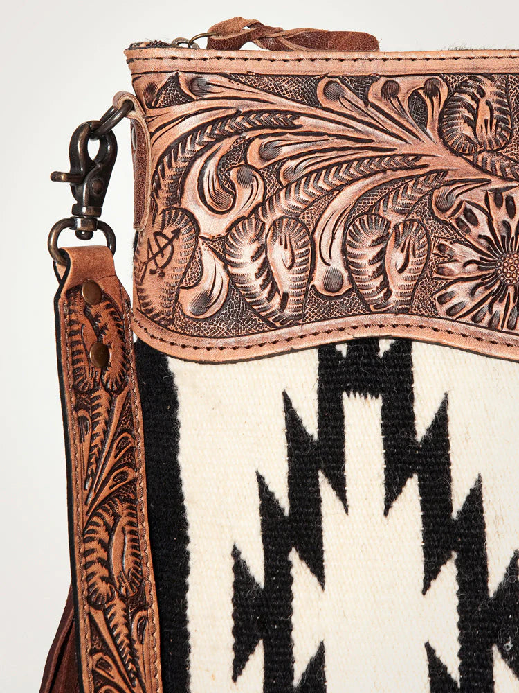 Stylish Black & White Aztec Print Purse for Women | Trendy Crossbody Bag | Perfect for Casual Outings, Parties & Travel