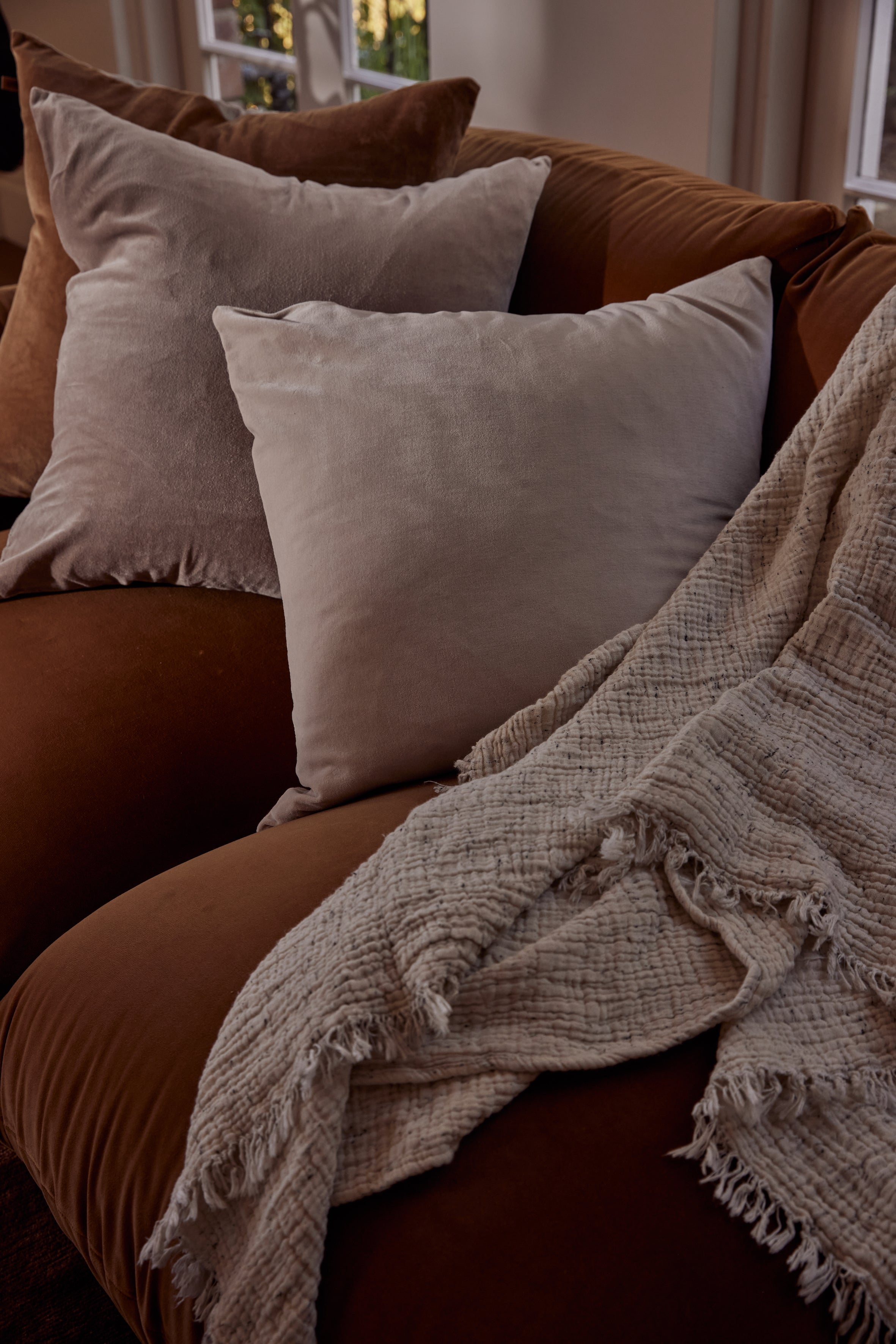 Linen and Velvet Cushion Cover with Stone Design - Soft Decorative Pillow Case for Sofa, Bed, Chair - Home Decor, Living Room, Bedroom Accessories
