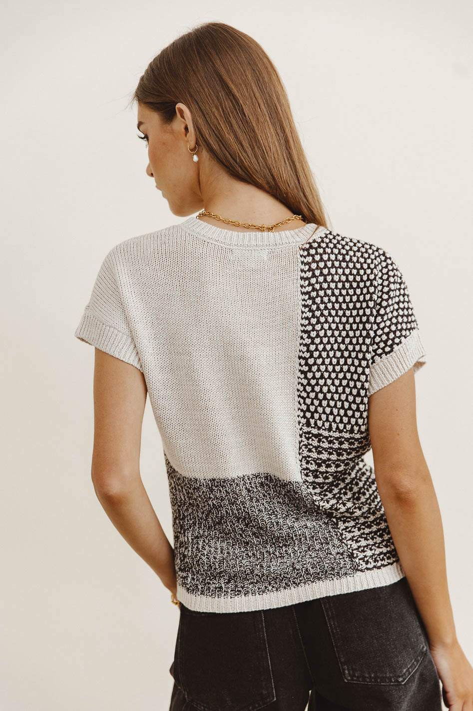 Bennie Colorblock Sweater Women's Black Knit Pullover | Cozy Winter Fashion Top for Casual Outings & Holiday Gatherings