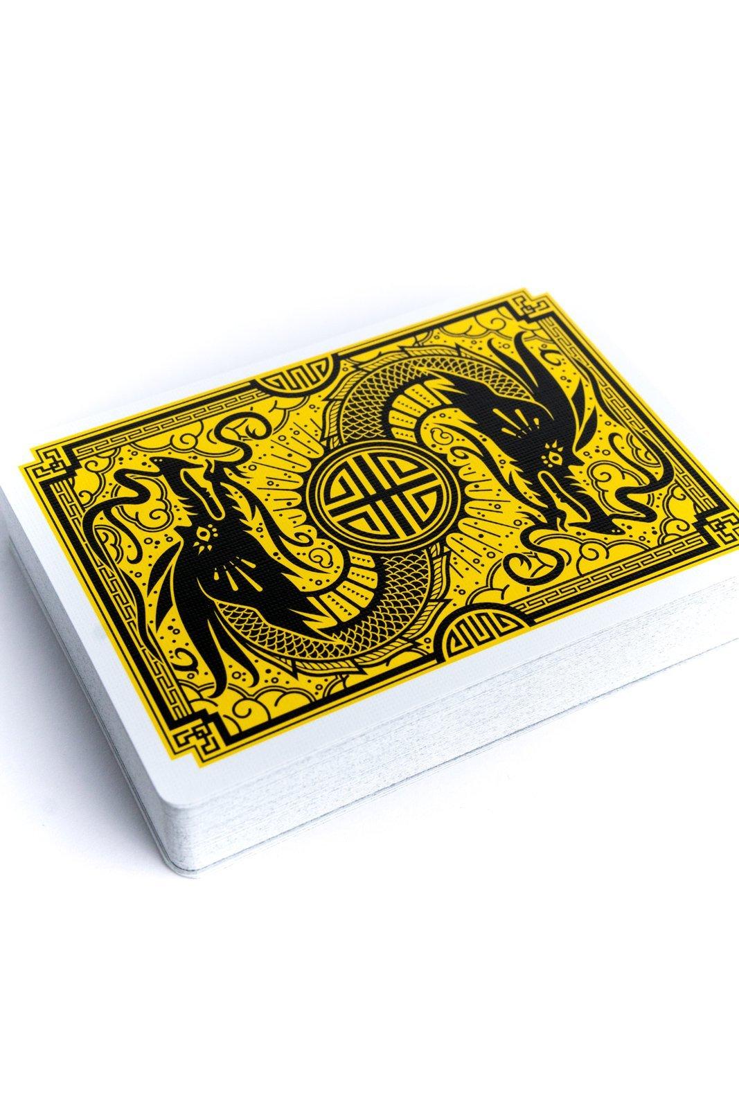 Official Bruce Lee Playing Cards - Premium Collectible Deck for Poker, Blackjack & Magic Tricks - Perfect for Game Nights, Gifts & Martial Arts Fans