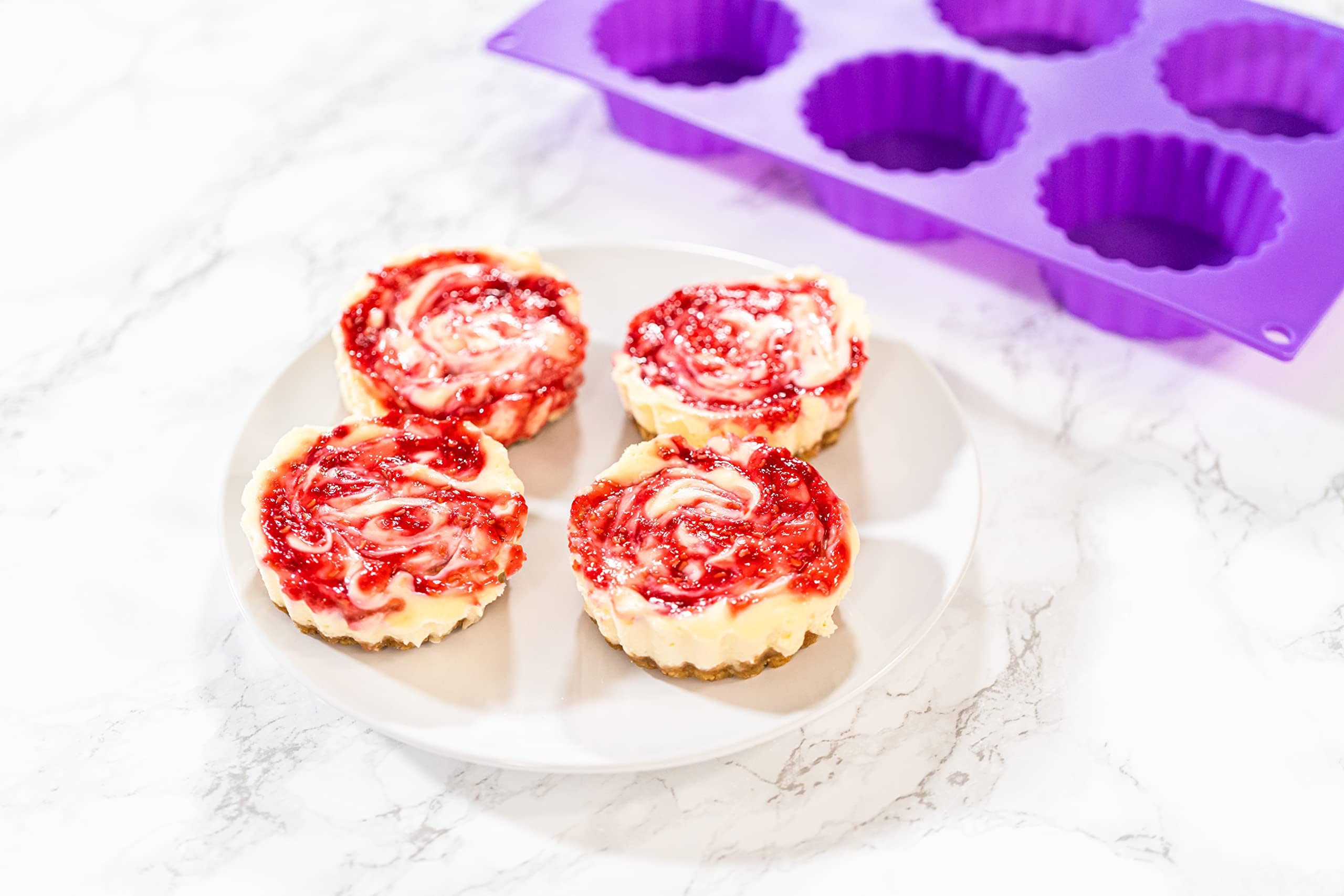 Bakerpan Silicone Mini Tart Pans for Baking - Set of 2 | Non-Stick Mini Pie Pans, Tart Molds, Cheesecake & Quiche Pans | Perfect for Home Baking, Dessert Making & Party Treats