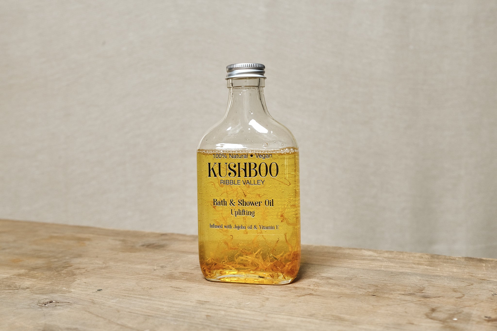 100% Natural Bath & Shower Oil for Dry Skin - Hydrating & Moisturizing Body Oil with Essential Oils - Perfect for Relaxation, Spa & Self-Care Routine