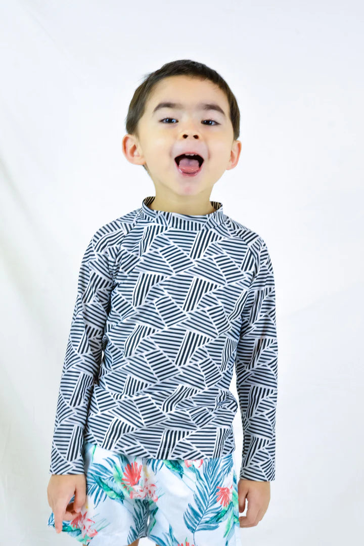 Waikiki Kids Unisex UPF 50+ Sun Protection Rash Guard Swim Shirt - Quick Dry UV Swimwear for Boys & Girls - Perfect for Beach, Pool & Water Sports
