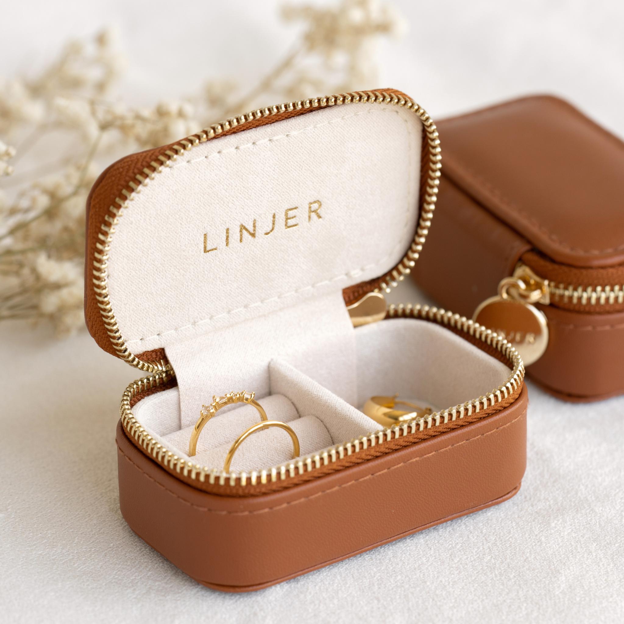 Mini Travel Jewelry Organizer Case - Compact Leather Jewelry Box for Necklaces, Rings & Earrings - Perfect for Vacation, Business Trips & Daily Use - Cognac Brown