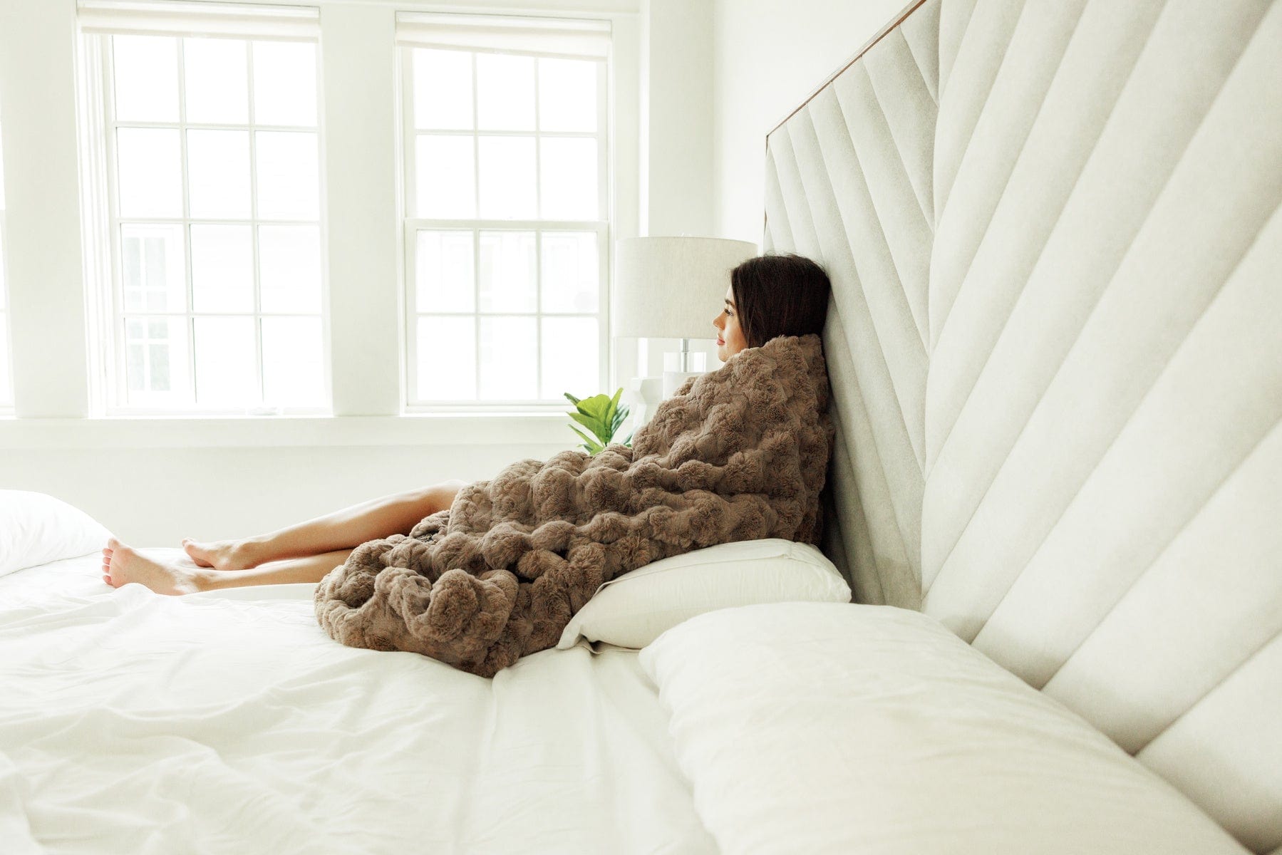 Ultra Soft Gingersnap Throw Blanket - Cozy Sherpa Fleece for Bed, Couch & Travel - Warm Winter Plush Blanket for Home Decor