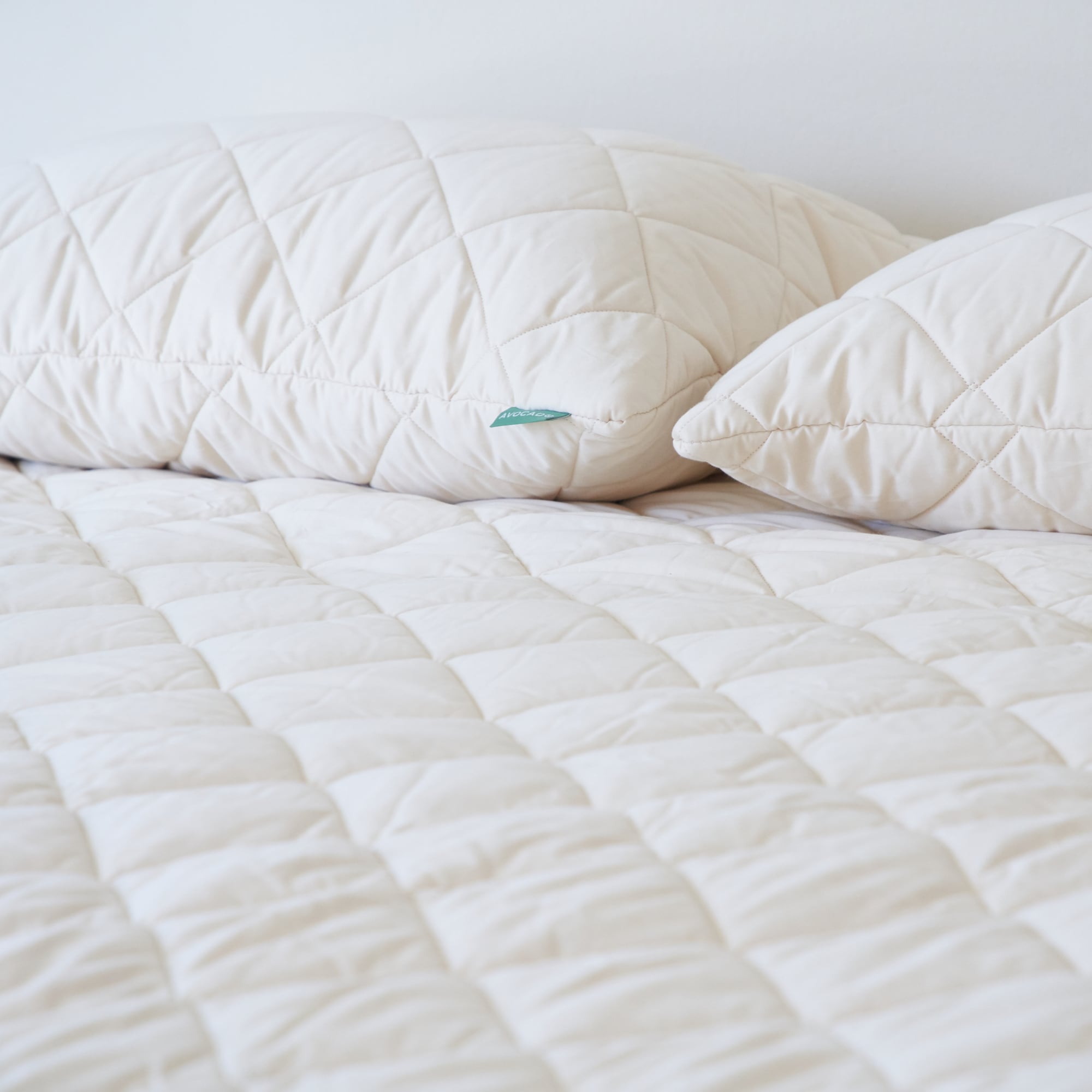 Quilted Pillow Protector - Waterproof & Hypoallergenic Pillow Cover for Bed, Sofa, and Travel - Soft & Breathable for Comfortable Sleep