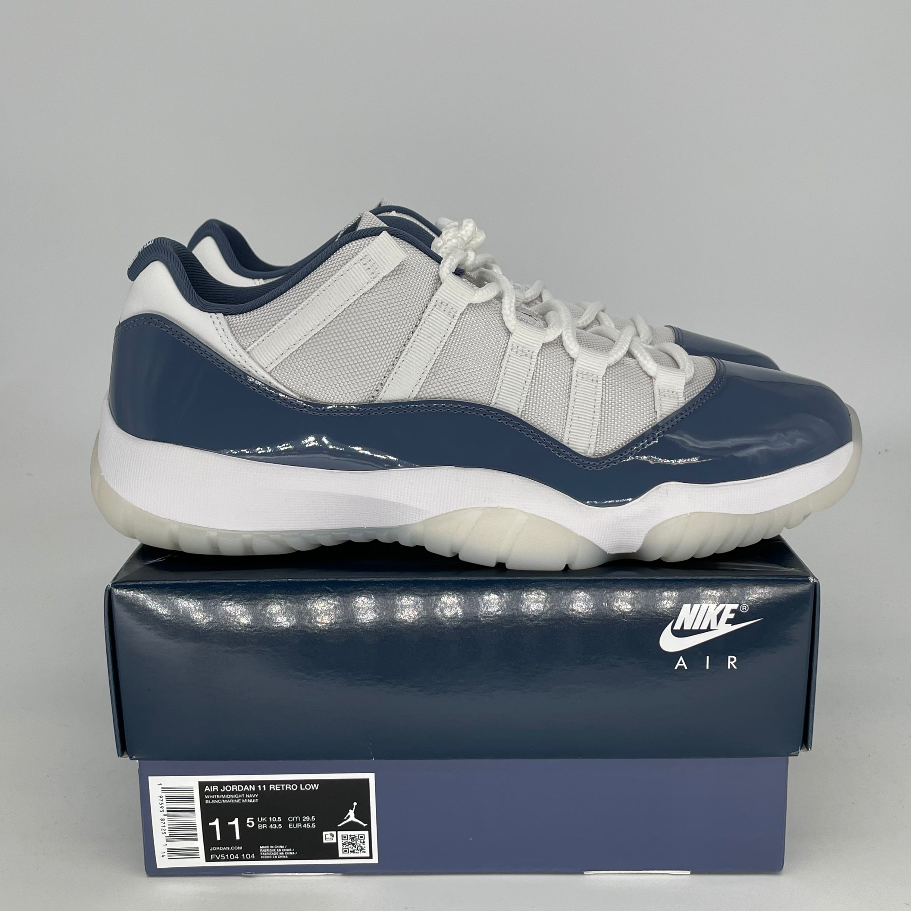 AIR JORDAN 11 LOW DIFFUSED BLUE Men's Basketball Shoes - Size 11.5 US (FV5104-104) - Retro Sneakers for Casual Wear & Street Style