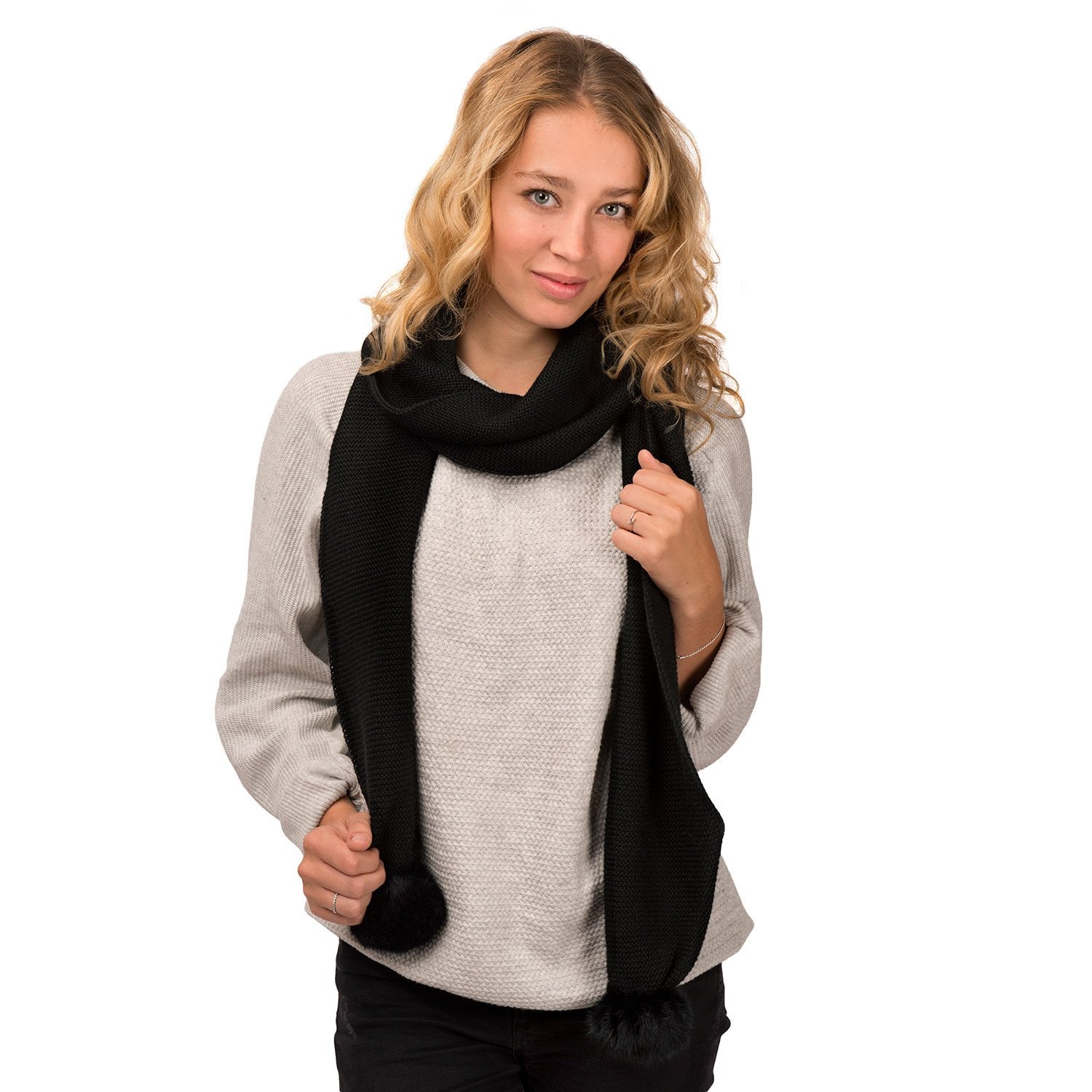 Sofia Black Scarf - Soft & Stylish Winter Accessory for Women - Perfect for Cold Weather, Outfits & Gifts