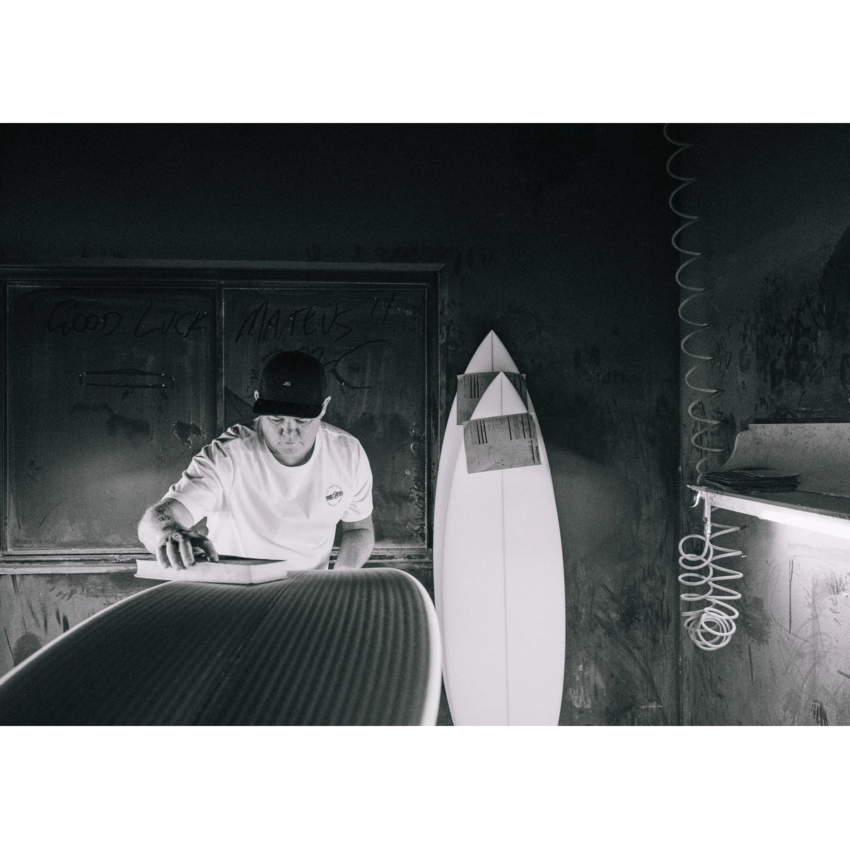 JS Industries Xero Gravity 6'1 Surfboard with PU Core & Futures Fins - Perfect for Performance Surfing & Wave Riding