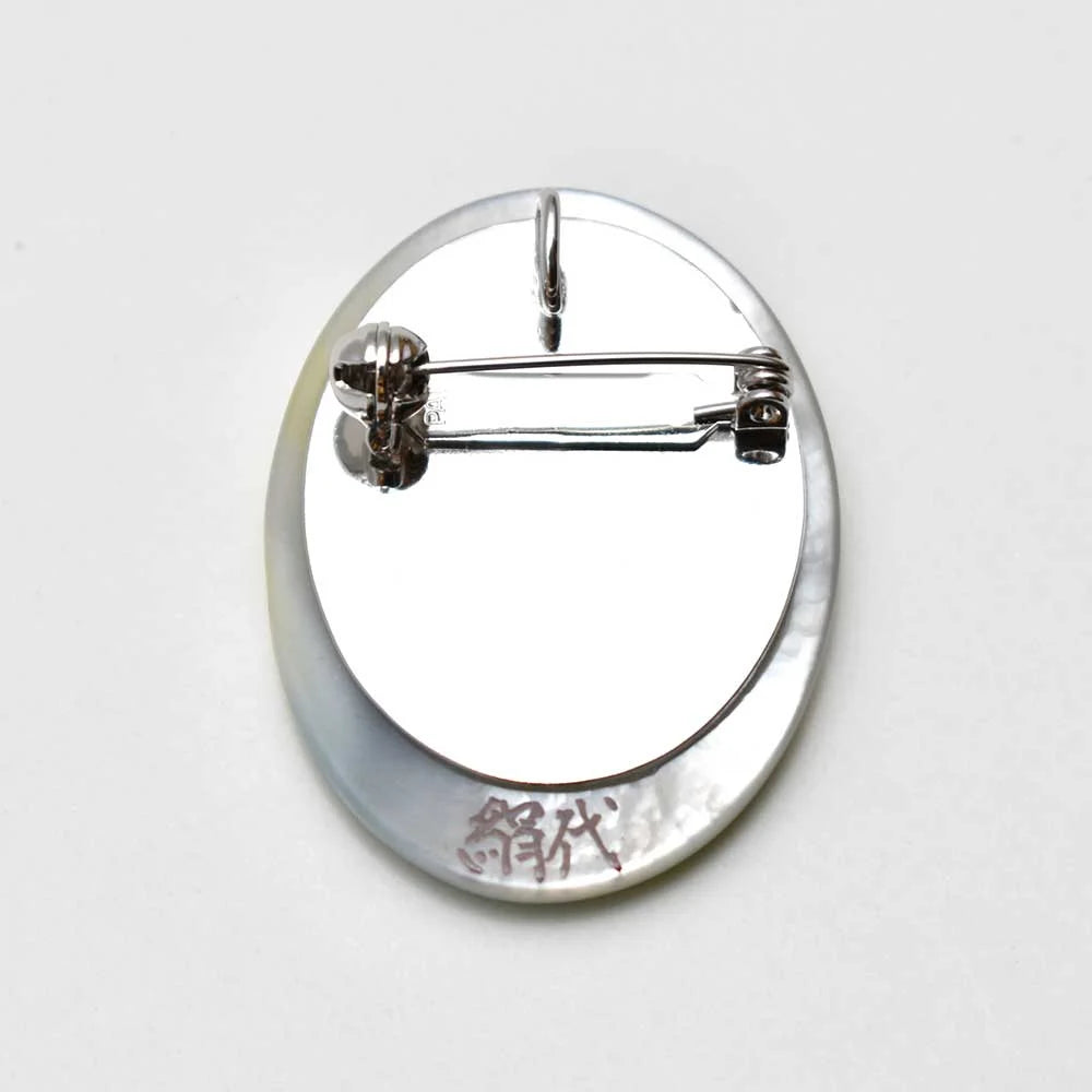 Handcrafted Maki-e Urushi Lacquer Brooch with White South Sea Pearl Shell & Cat Design | Traditional Japanese Lacquer Jewelry | Perfect for Formal Occasions, Gift Giving & Art Collectors