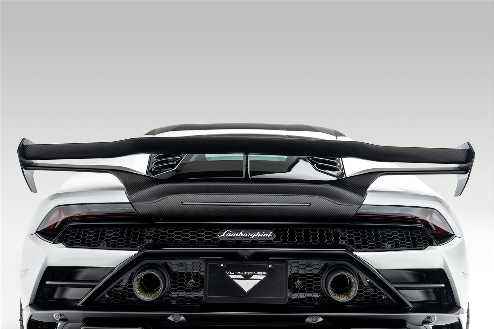 Lamborghini Huracan EVO 2WD Monza Aero Program CB 01 - High Performance Sports Car for Racing Enthusiasts | Perfect for Track Days and Supercar Events