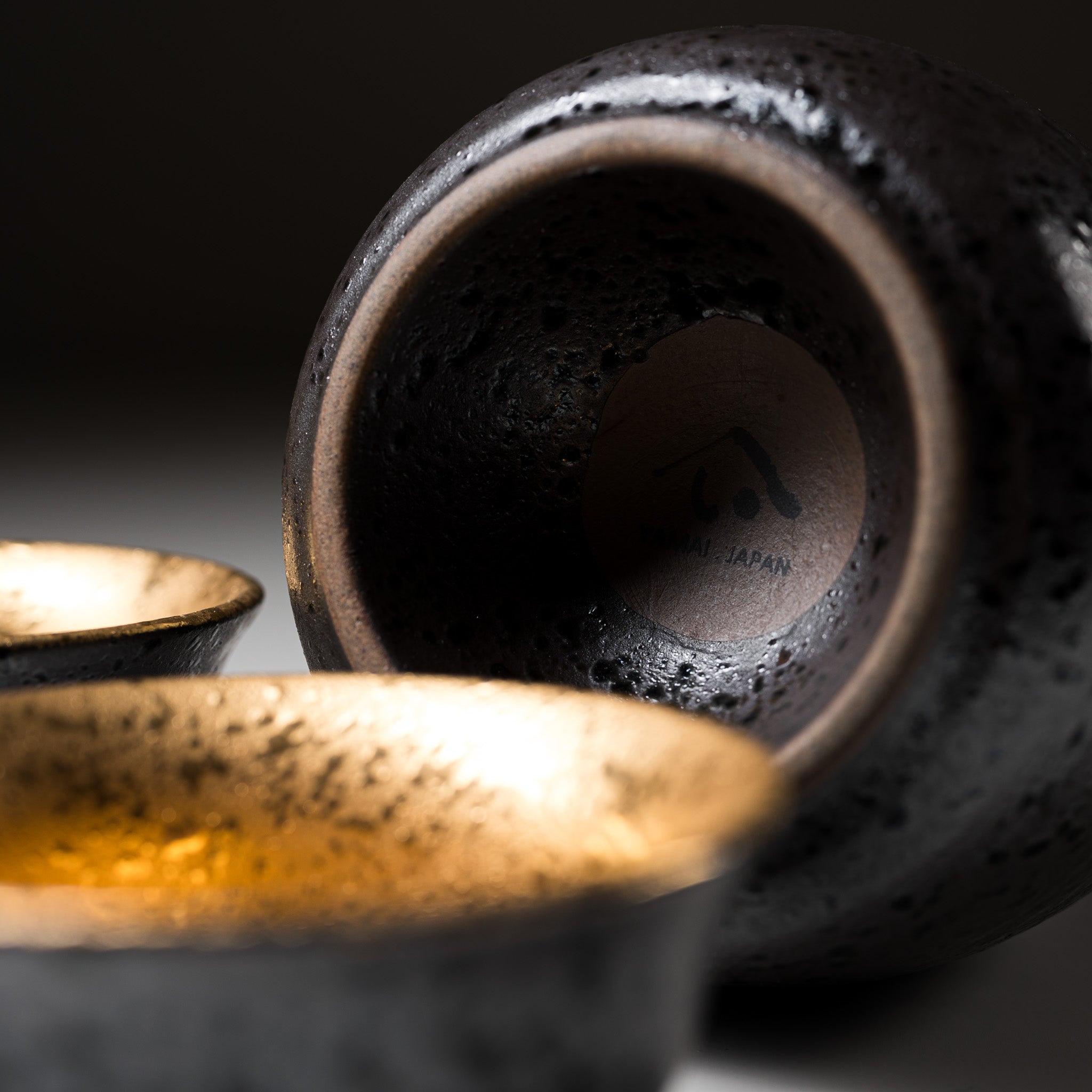 Premium Mino Ware Pottery Sake Set - Black Crystal Glaze with Gold Accents | Traditional Japanese Ceramic Drinking Vessels for Sake, Tea & Special Occasions | Elegant Gift for Home Bar & Asian Dining Experience