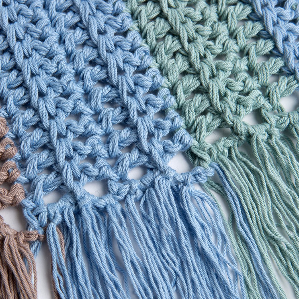 Beachdream Blanket Crochet Kit - DIY Crocheting Supplies for Beginners & Adults - Soft Yarn & Hook Included - Perfect for Beach Picnics, Camping & Cozy Home Decor
