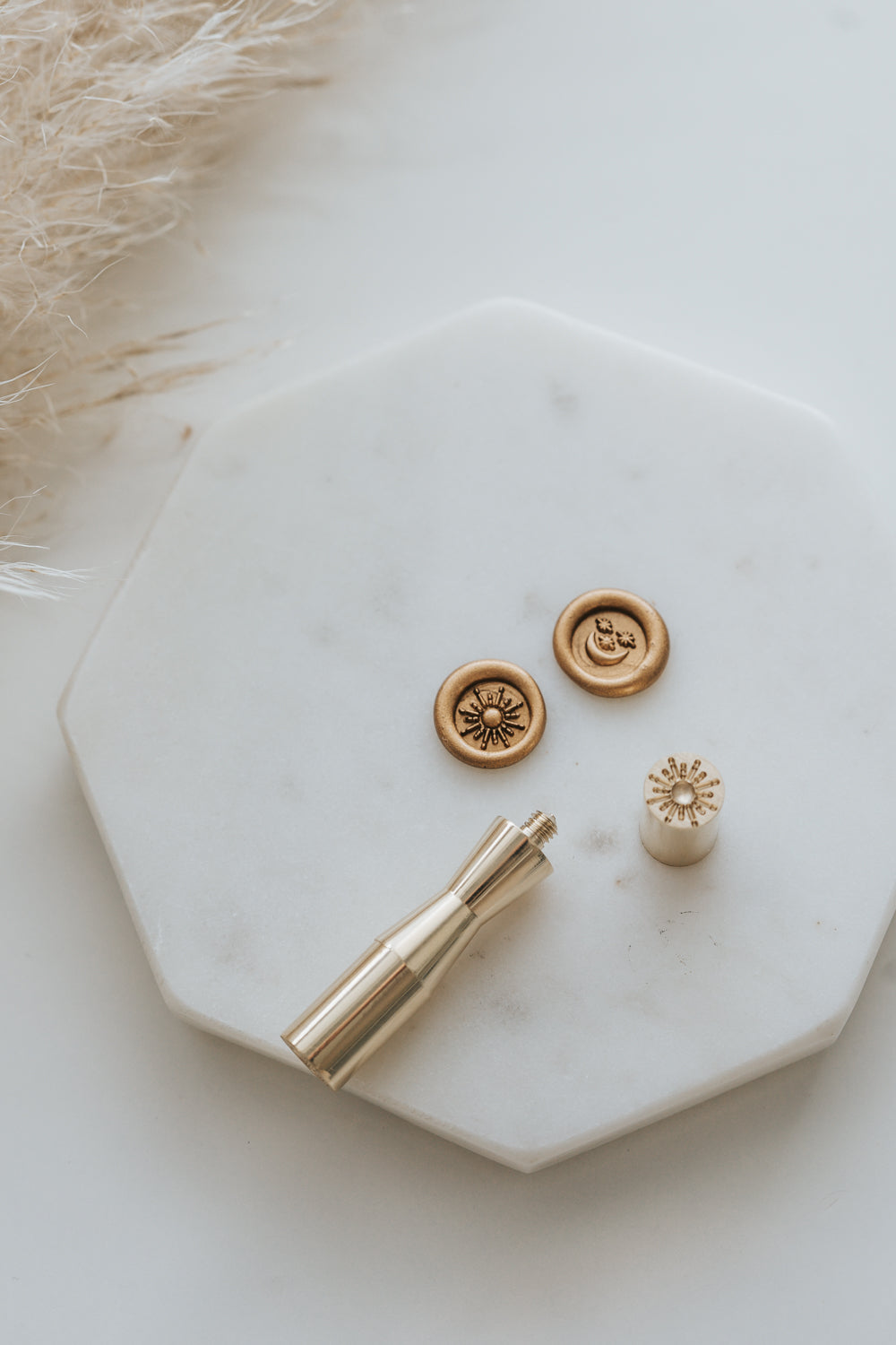 Sun and Moon Mini Wax Seal Stamp Set - Vintage Style Wax Seal Kit for Letters, Invitations, and DIY Crafts - Perfect for Wedding, Scrapbooking, and Gift Wrapping