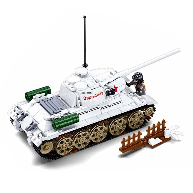SLUBAN Military T-34/85 Medium Tank Building Blocks Set - WWII Russian Tank Model Kit for Adults & Kids - Perfect for Collectors, History Enthusiasts & Wargaming Scenes