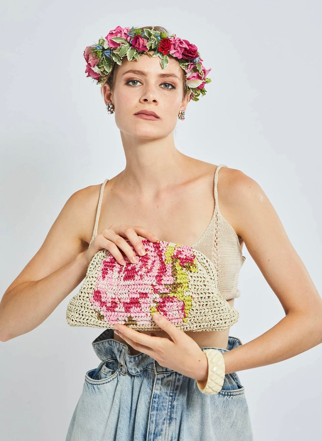 Handmade Rose Crochet Game Purse in Ecru - Elegant Vintage Style Coin Bag for Women - Perfect for Casino Nights, Bridal Showers & Special Occasions