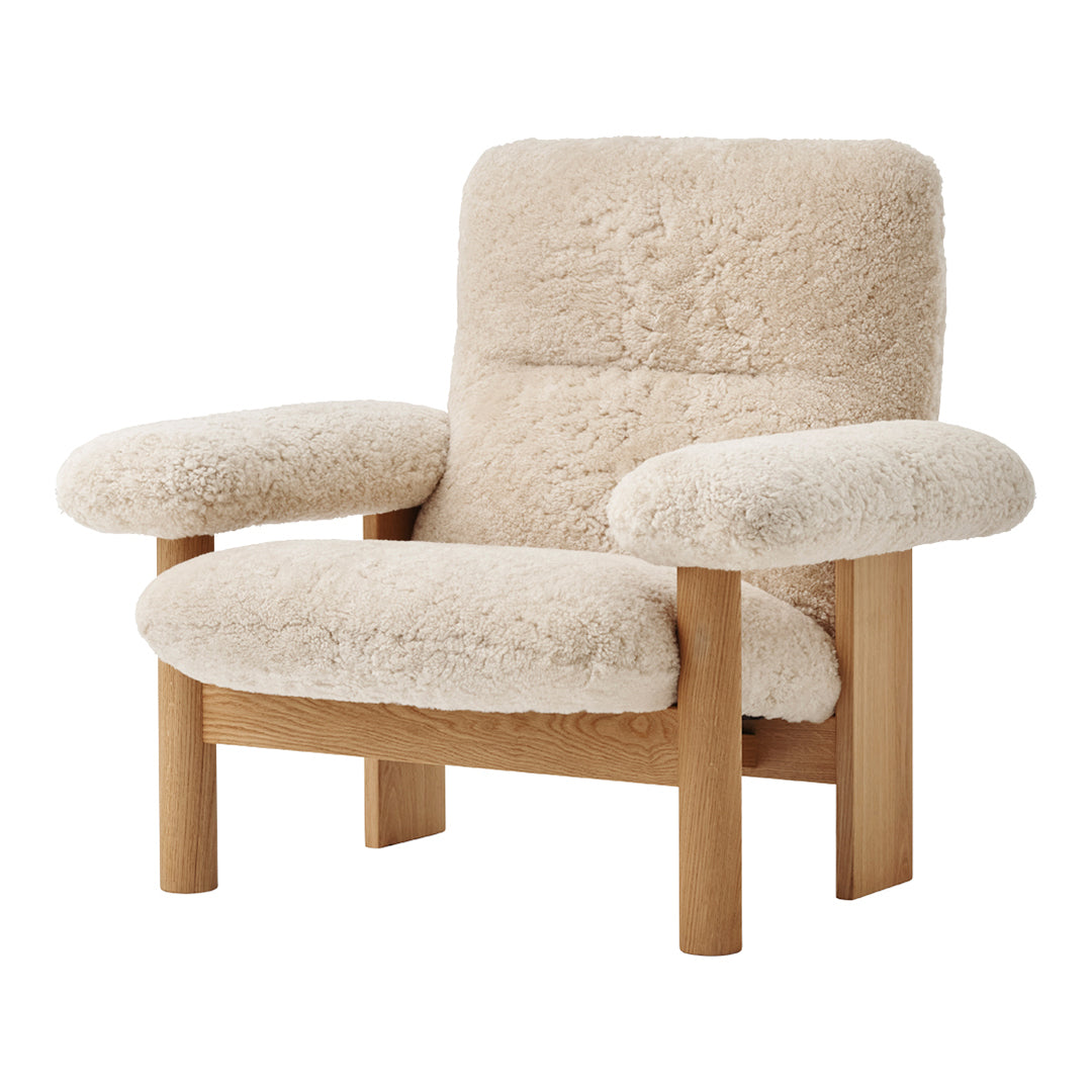 Brasilia Lounge Chair - Mid Century Modern Accent Chair for Living Room, Bedroom & Office - Comfortable Upholstered Armchair with Wooden Legs - Perfect for Relaxing, Reading & Decor