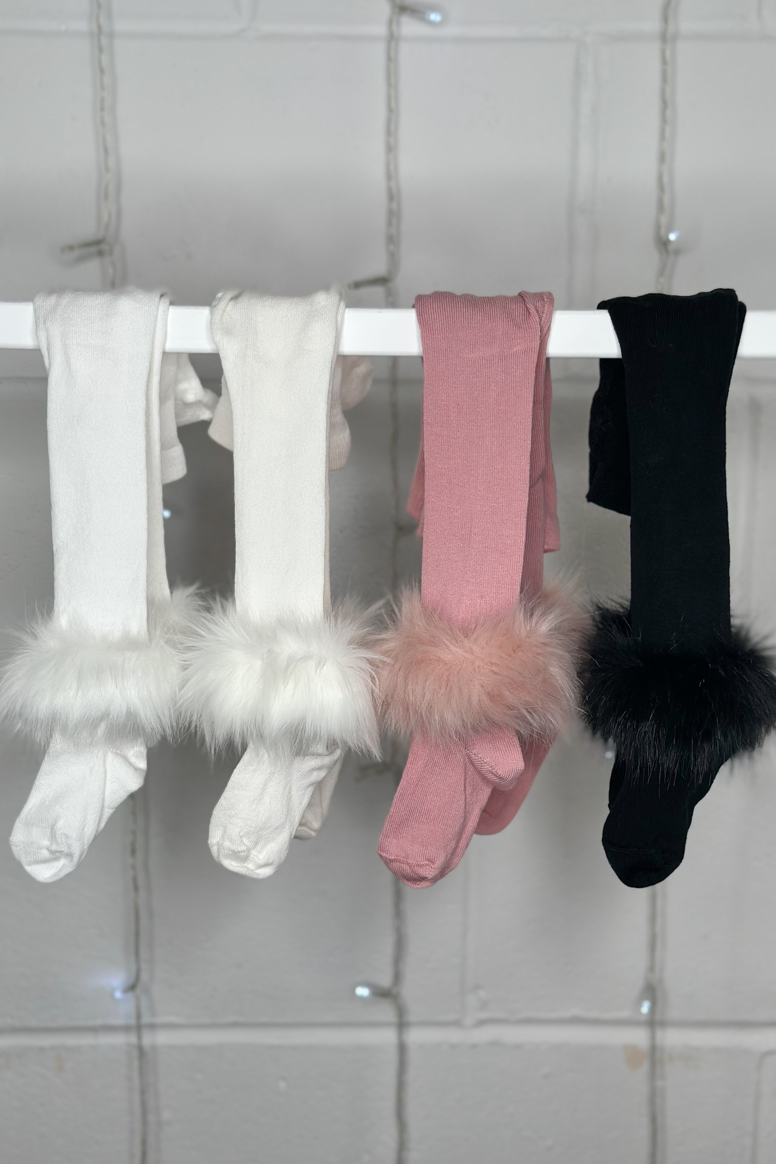 Women's Faux Fur Trim Tights - Cozy Winter Leggings for Cold Weather, Fashionable & Warm - Perfect for Outfits, Parties & Holiday Events