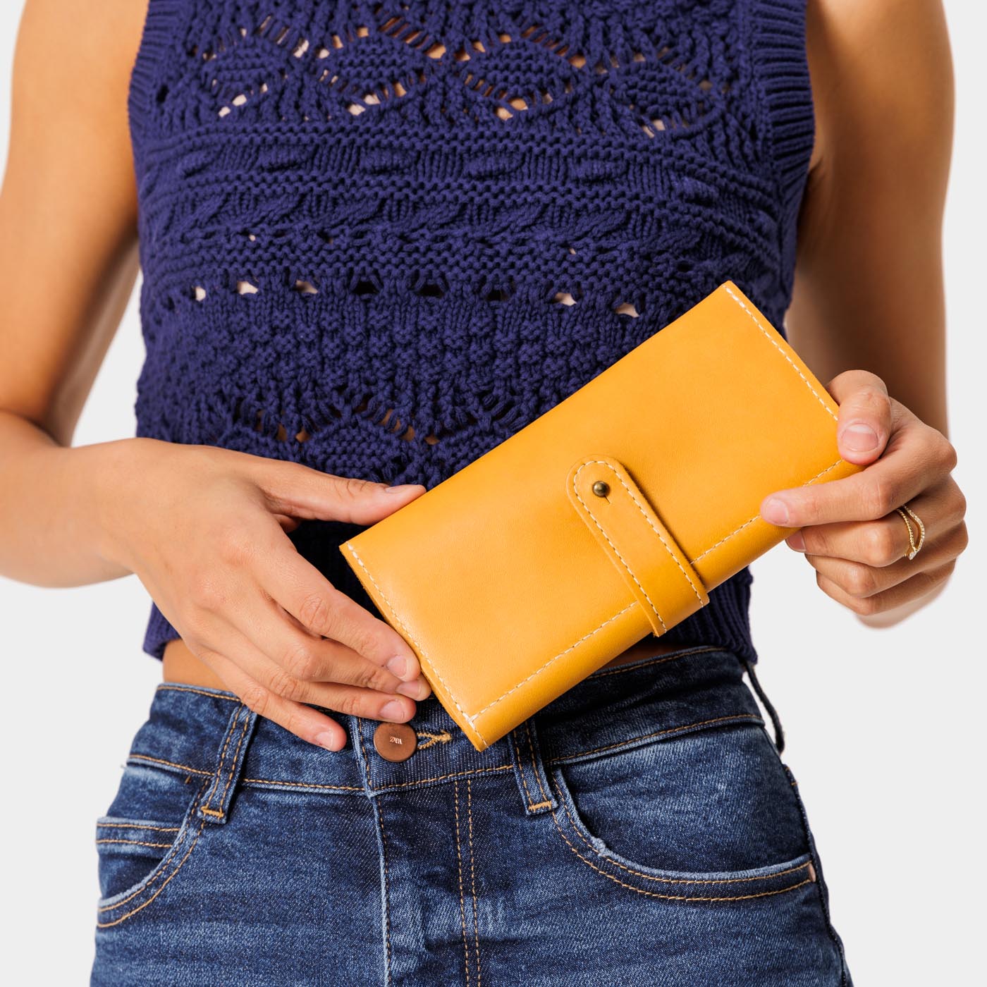Women's RFID Blocking Trifold Wallet - Slim Leather Wallet with Multiple Card Slots & ID Window - Perfect for Everyday Use, Travel, and Gift Giving