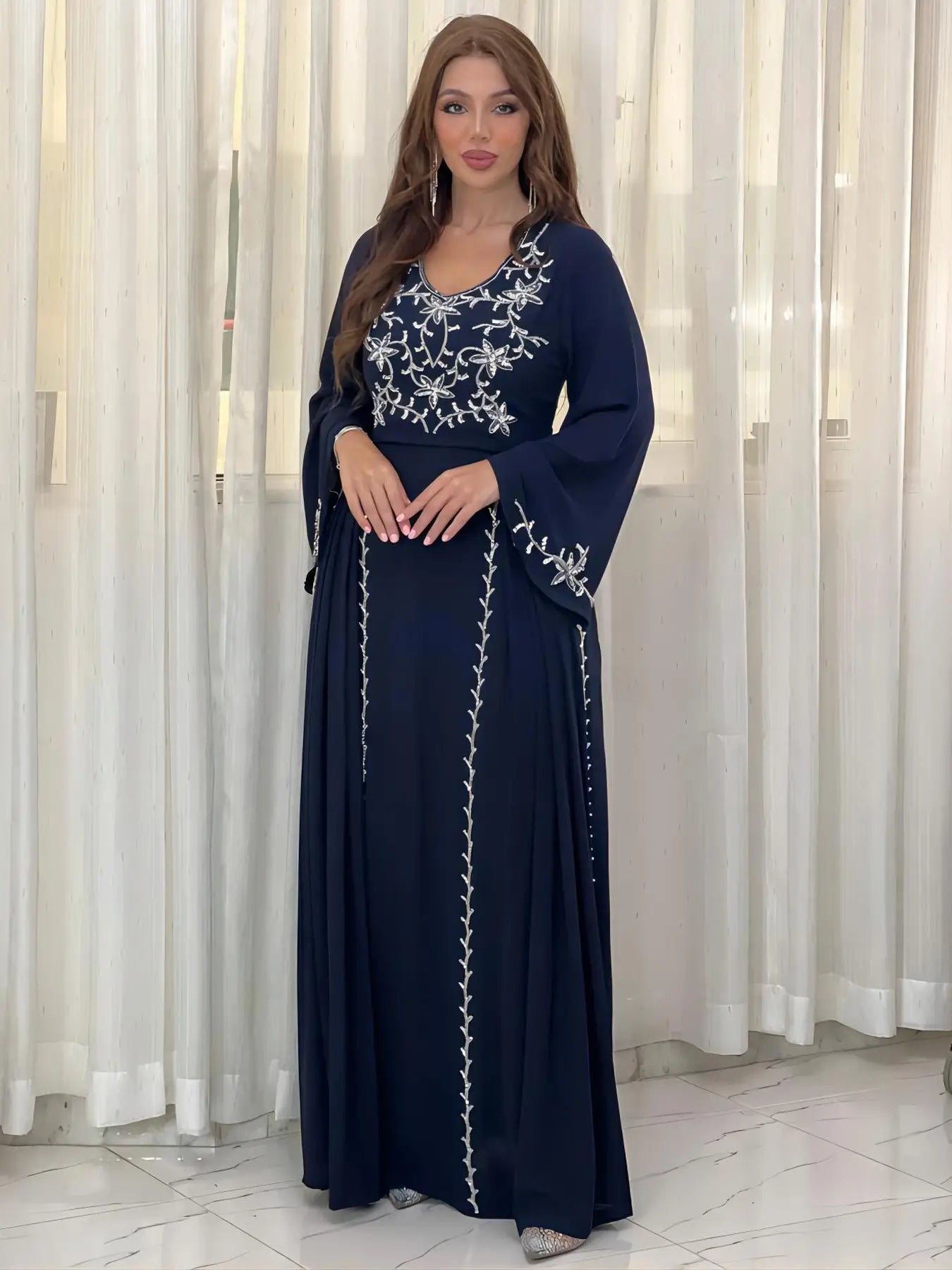 Elegant Eid Caftan Dress with Embroidery Applique - Perfect for Festive Celebrations & Special Occasions