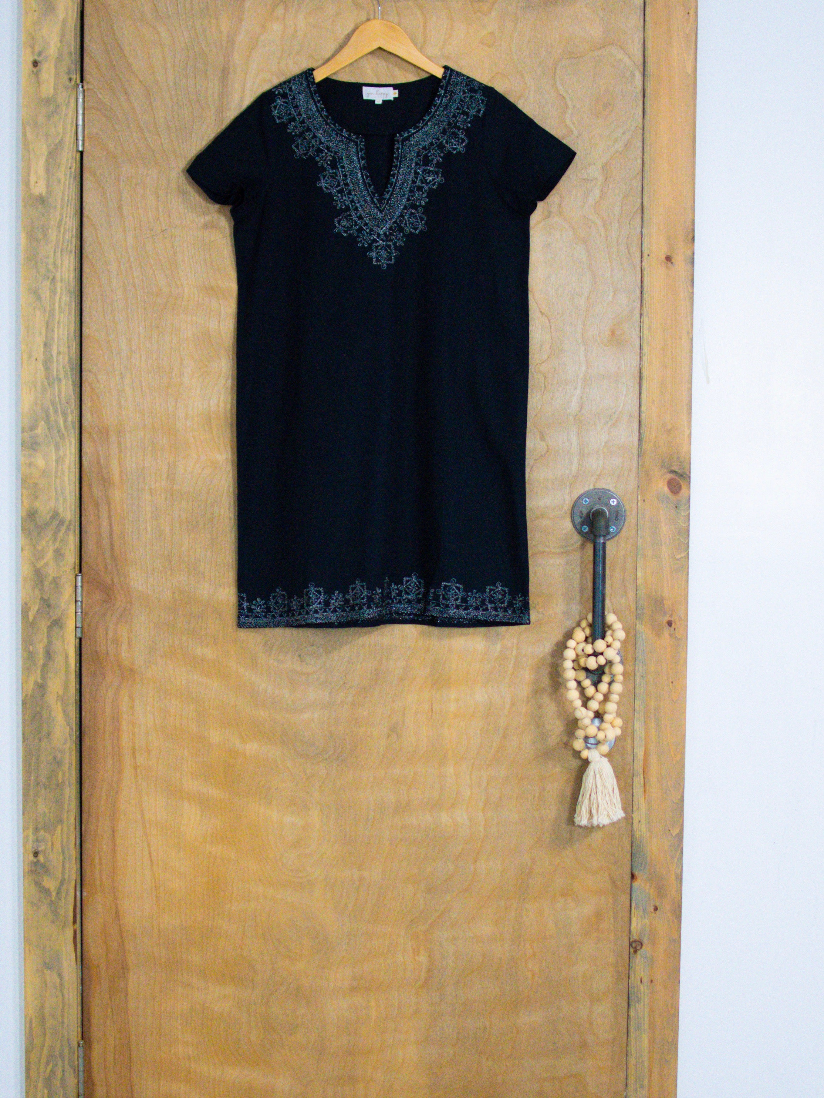 Midnight Manhattan Shift Dress - Elegant Black Cocktail Dress for Women, Perfect for Evening Parties, Date Nights & Formal Events