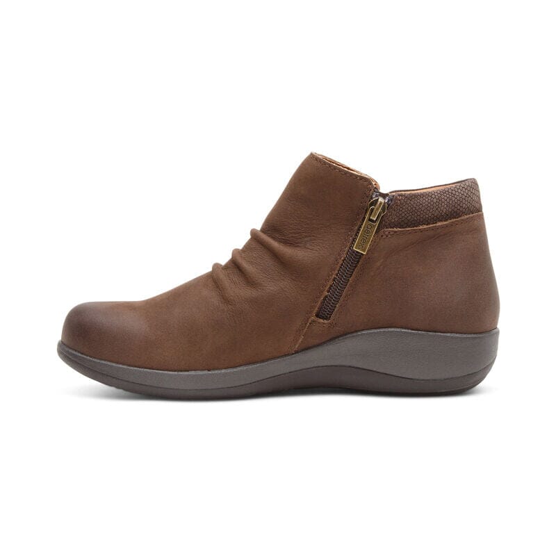 AETREX LUNA BOOT - Comfortable & Stylish Women's Hiking Boots for Outdoor Adventures - Perfect for Trail Walking, Camping & Travel
