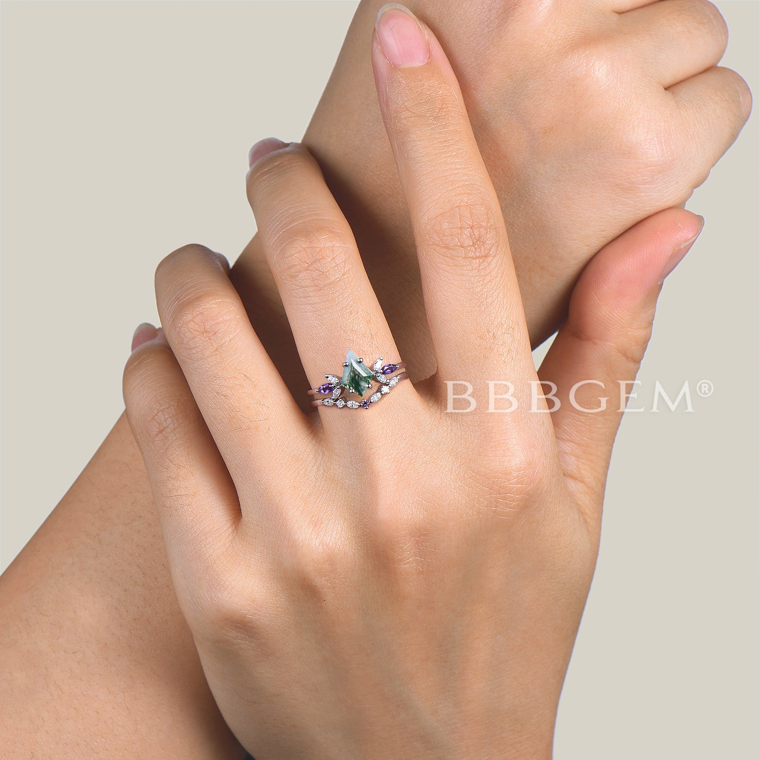 Natural Moss Agate Kite Bridal Ring Set with Moissanite & Amethyst Accents – Vintage-Inspired Wedding Band for Engagement, Anniversary, or Special Occasion Gift
