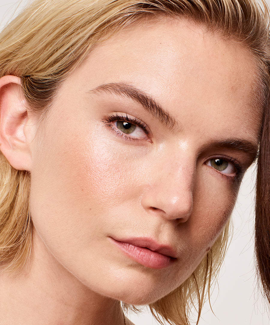 ReEvolve Natural Finish Liquid Foundation - Lightweight, Buildable Coverage for Flawless Skin | Perfect for Everyday Wear & Special Occasions