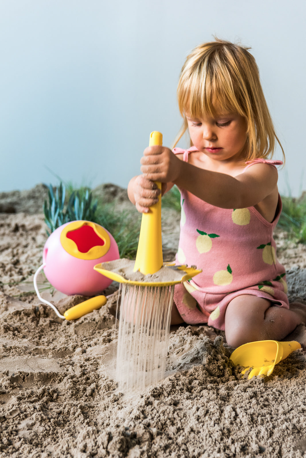 Quut Triplet Sensory Sand Toy - Yellow Stone - Fun & Educational Beach & Sandbox Play for Kids