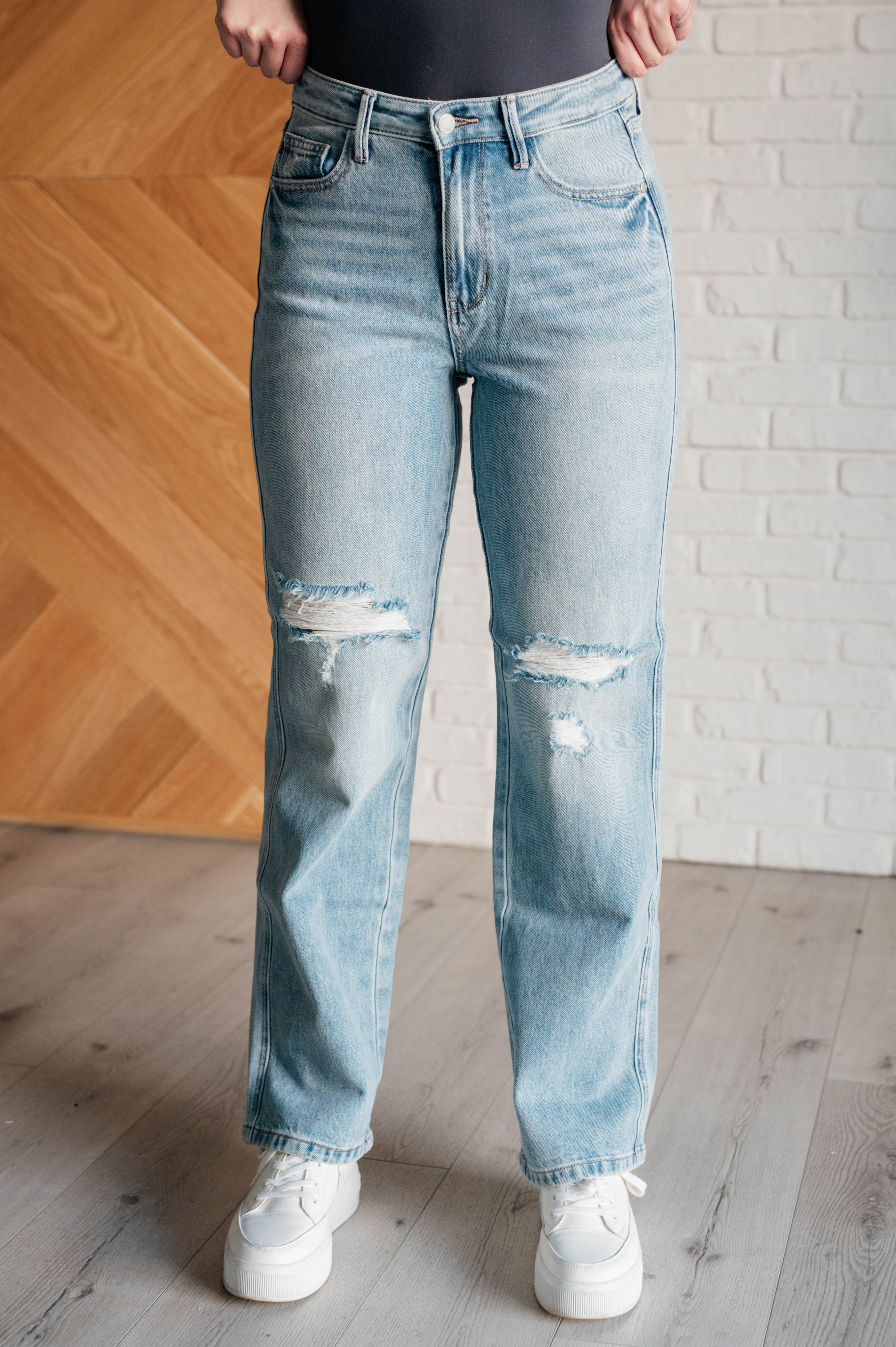 Patricia High Rise Rigid Magic 90's Straight Jeans for Women | Vintage Denim Pants | Perfect for Casual Wear, Street Style & Everyday Outfits