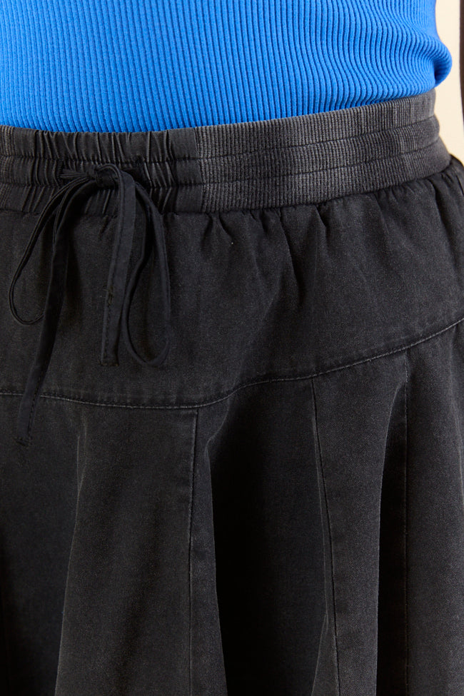 Record Setter Ash Black Skort - Women's Athletic Tennis Skirt with Built-in Shorts | Perfect for Tennis, Golf, Running & Workouts