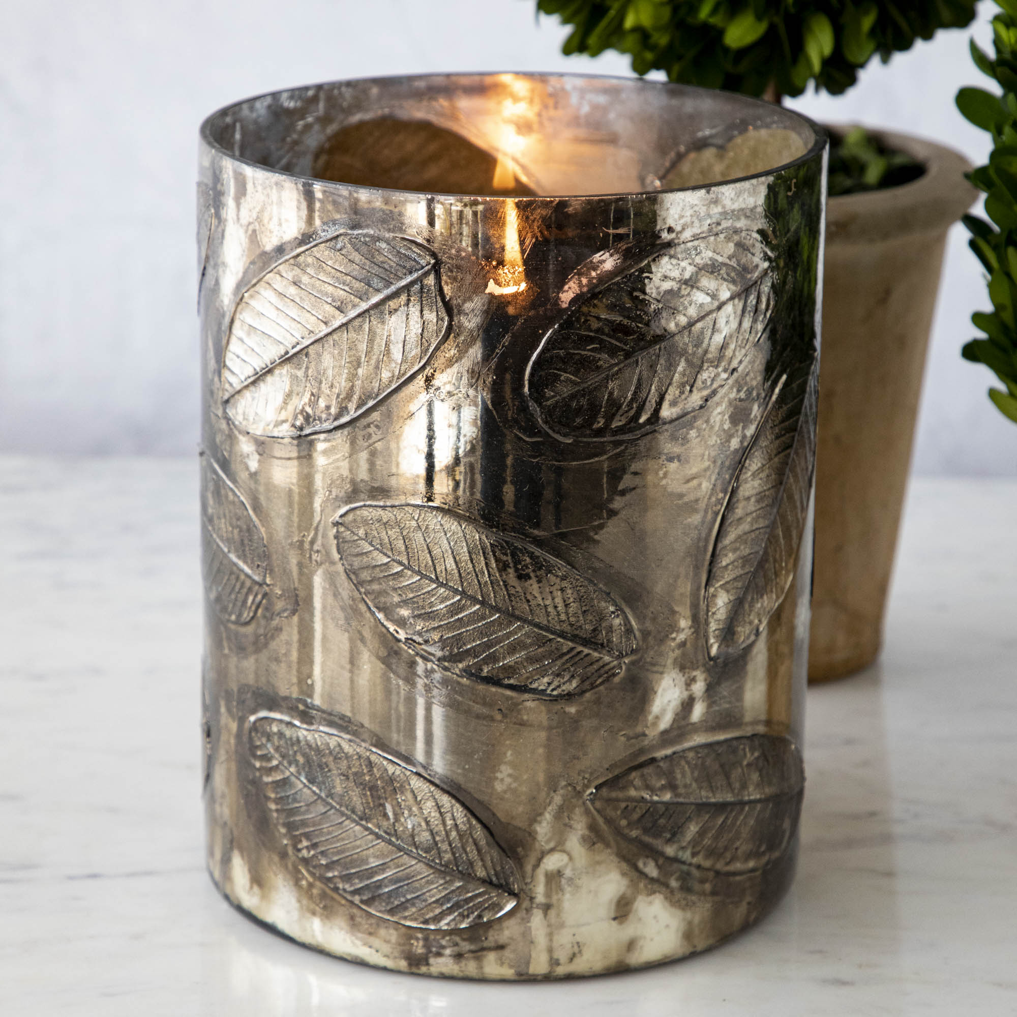 Elegant Embossed Mercury Glass Candle Holder with Leaf Design - Perfect for Wedding Centerpieces, Holiday Decor & Romantic Dinner Ambience