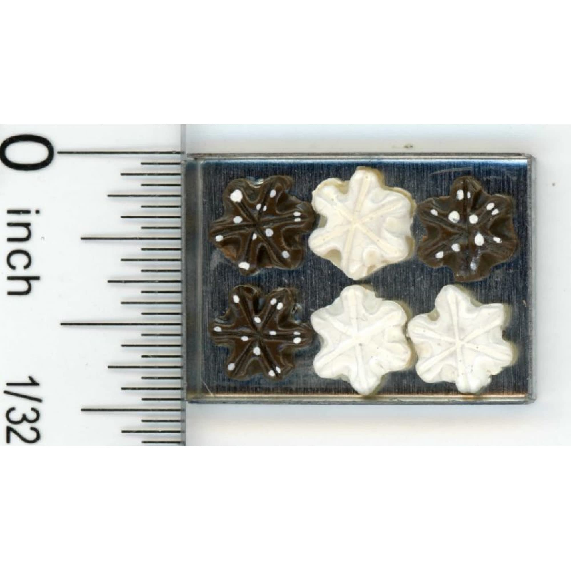 Classics Dollhouse Miniature Christmas Snowflake Cookies on Baking Sheet - Tiny Holiday Treats for Dollhouse, Christmas Village & Diorama Decor