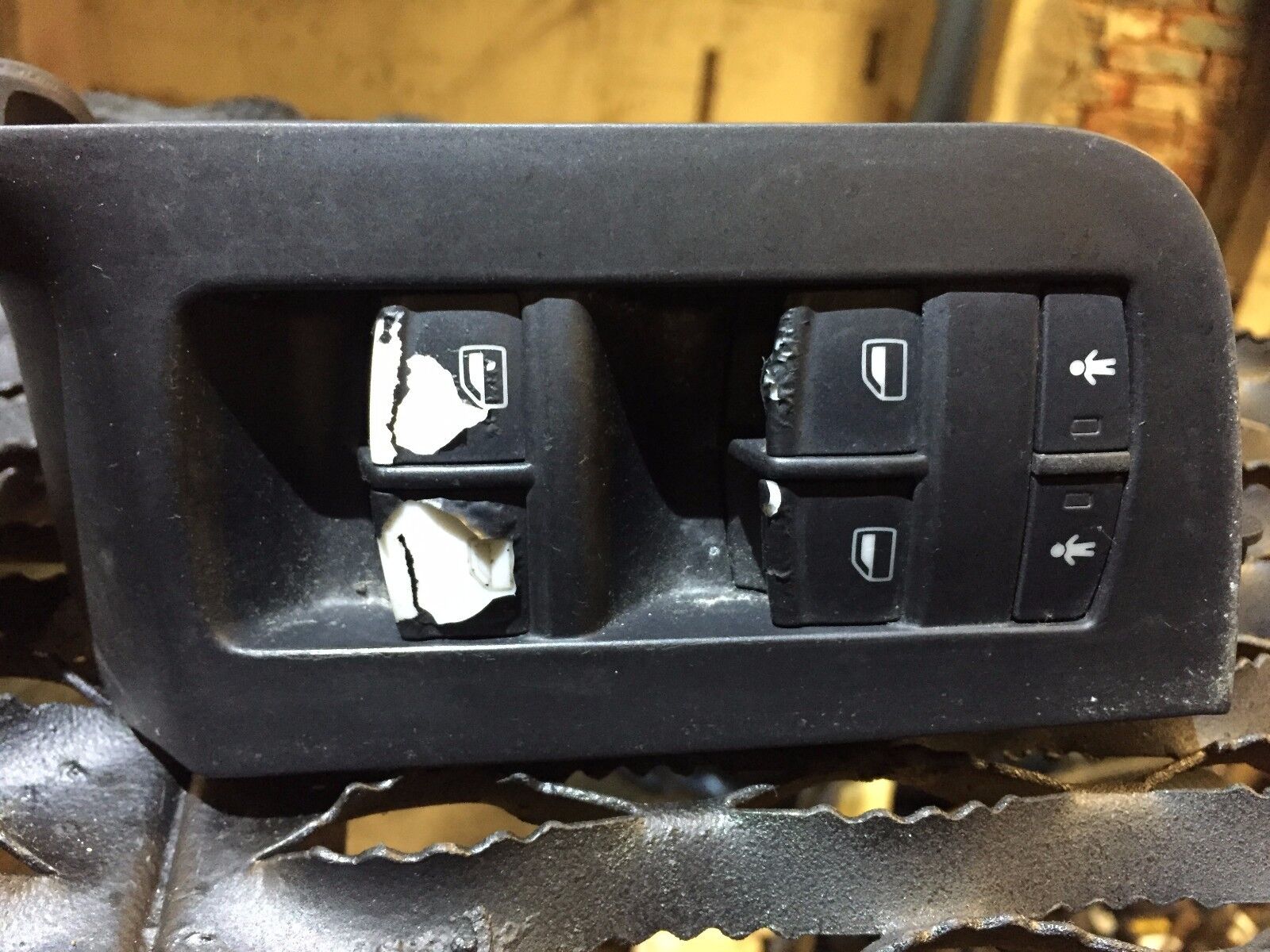 05-08 Audi A6 C6 Power Window Master Switch OEM 4F1867161 - Driver Side Door Control - Perfect for Window Repair & Replacement