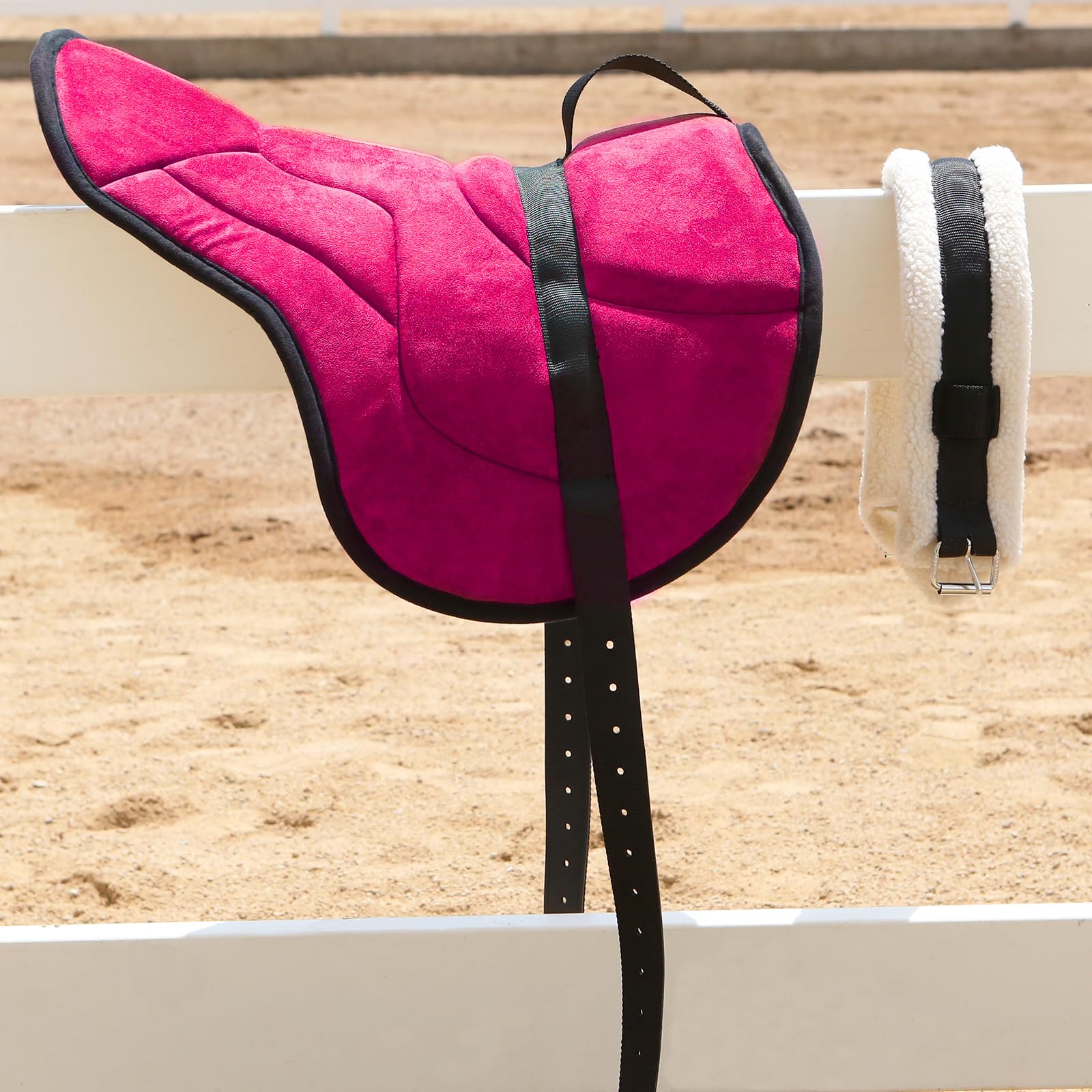 Harrison Howard Equestrian Saddle Pad - Breathable Horse Riding Pad with Girth for Western & English Riding - Perfect for Trail Riding, Training & Show Jumping