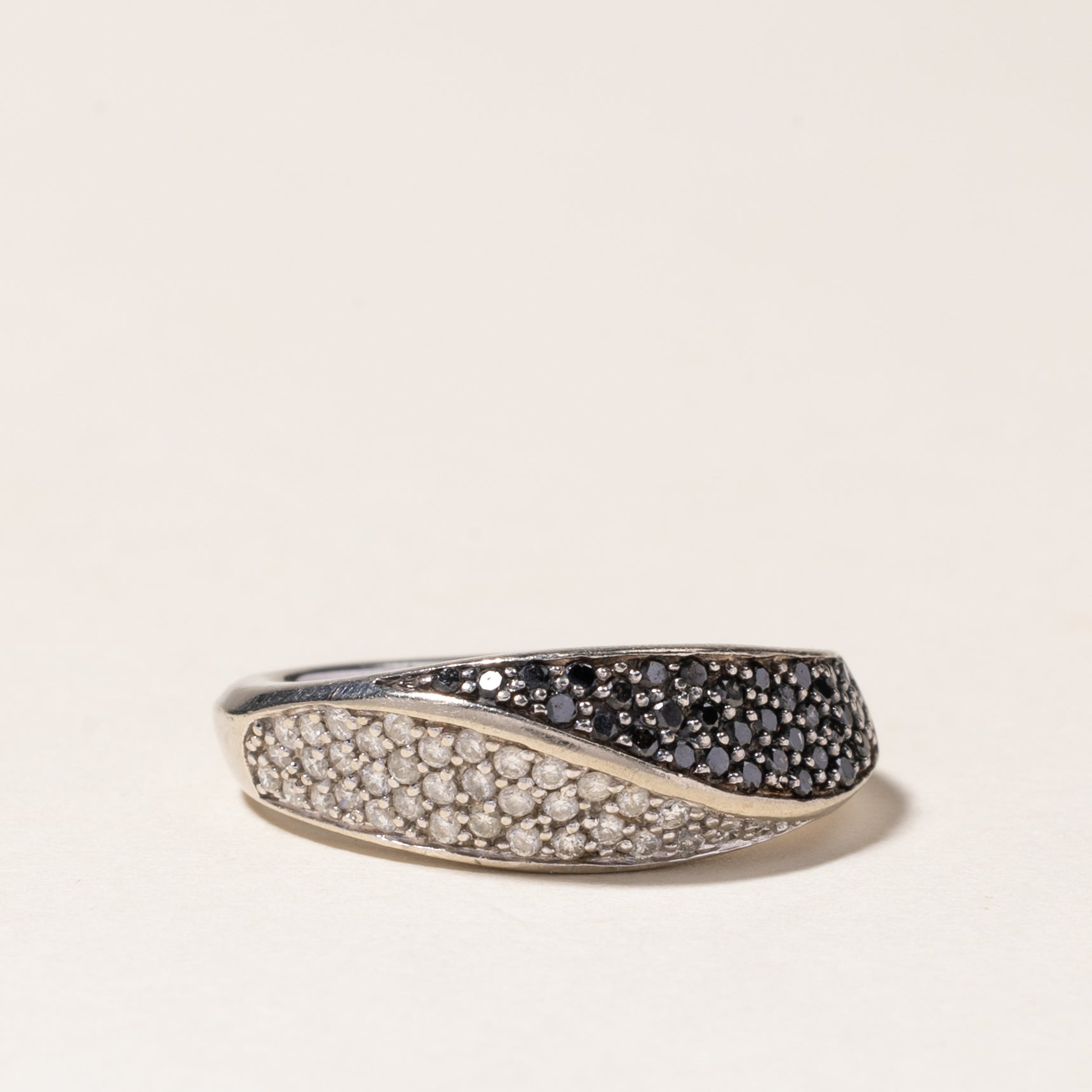 Black & White Diamond Wave Design Ring - 0.36ctw (0.36 Carat Total Weight) - Size 6.5 - Elegant Wedding Band, Anniversary Gift, or Everyday Jewelry for Women