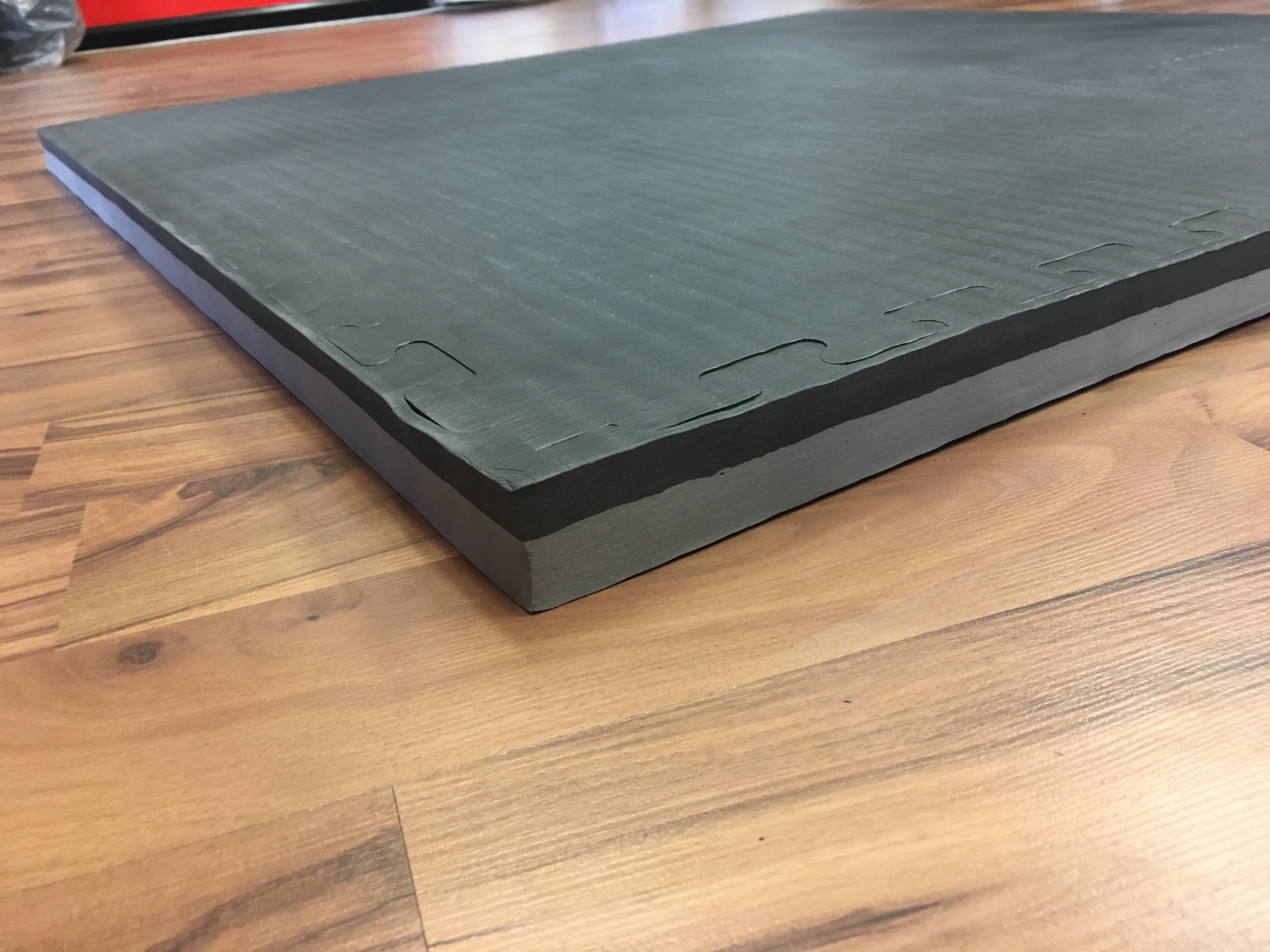 Premium BJJ & Wrestling Puzzle Mats - 1m x 1m x 4cm Rice Straw Training Mats for MMA, Martial Arts & Home Gym - Non-Slip Interlocking Floor Tiles for Grappling, Judo & Fitness Workouts