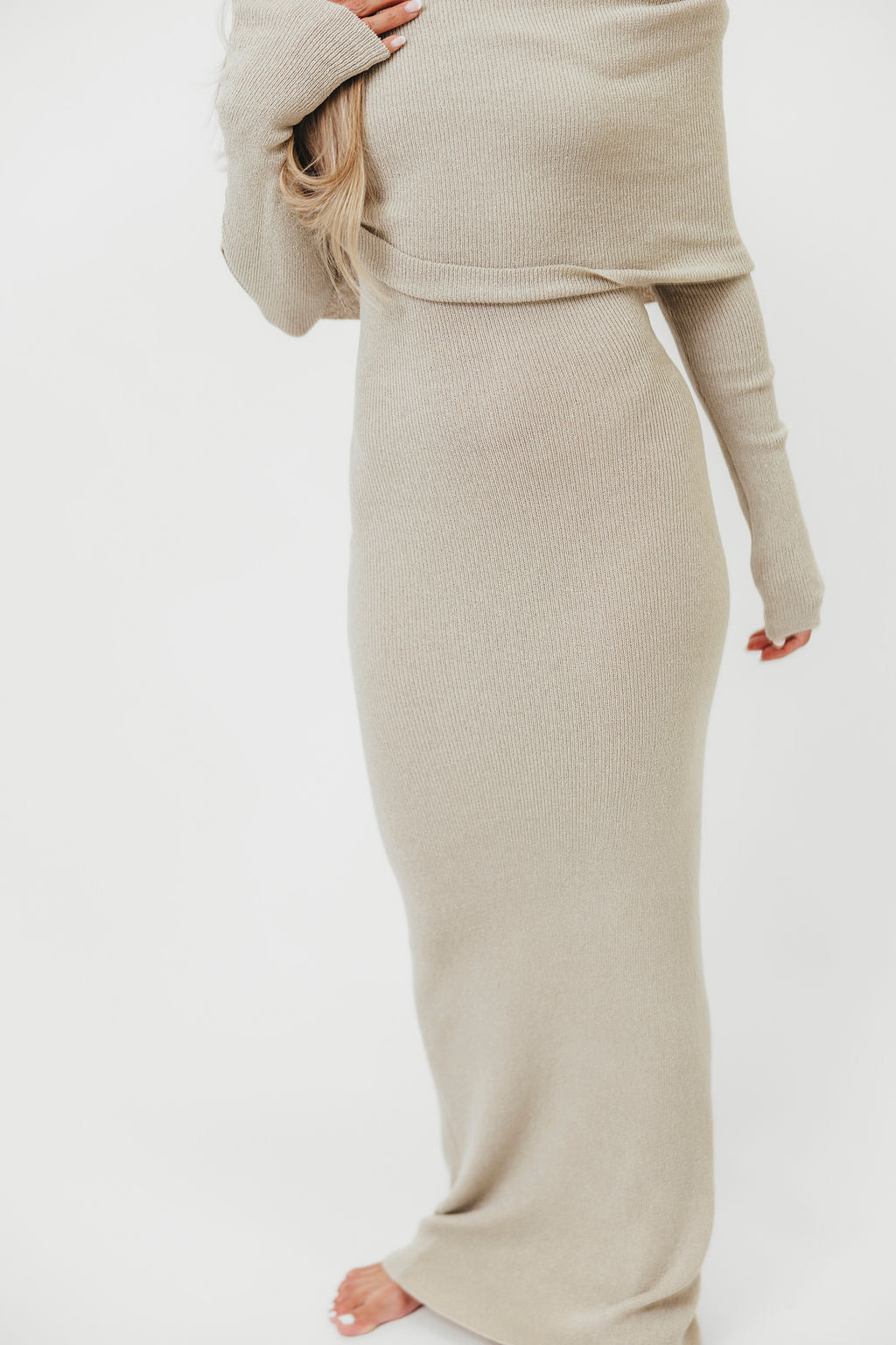 Winona Off the Shoulder Knit Maxi Dress in Oyster - Elegant Boho Summer Beach Dress for Women, Perfect for Vacations, Weddings & Date Nights