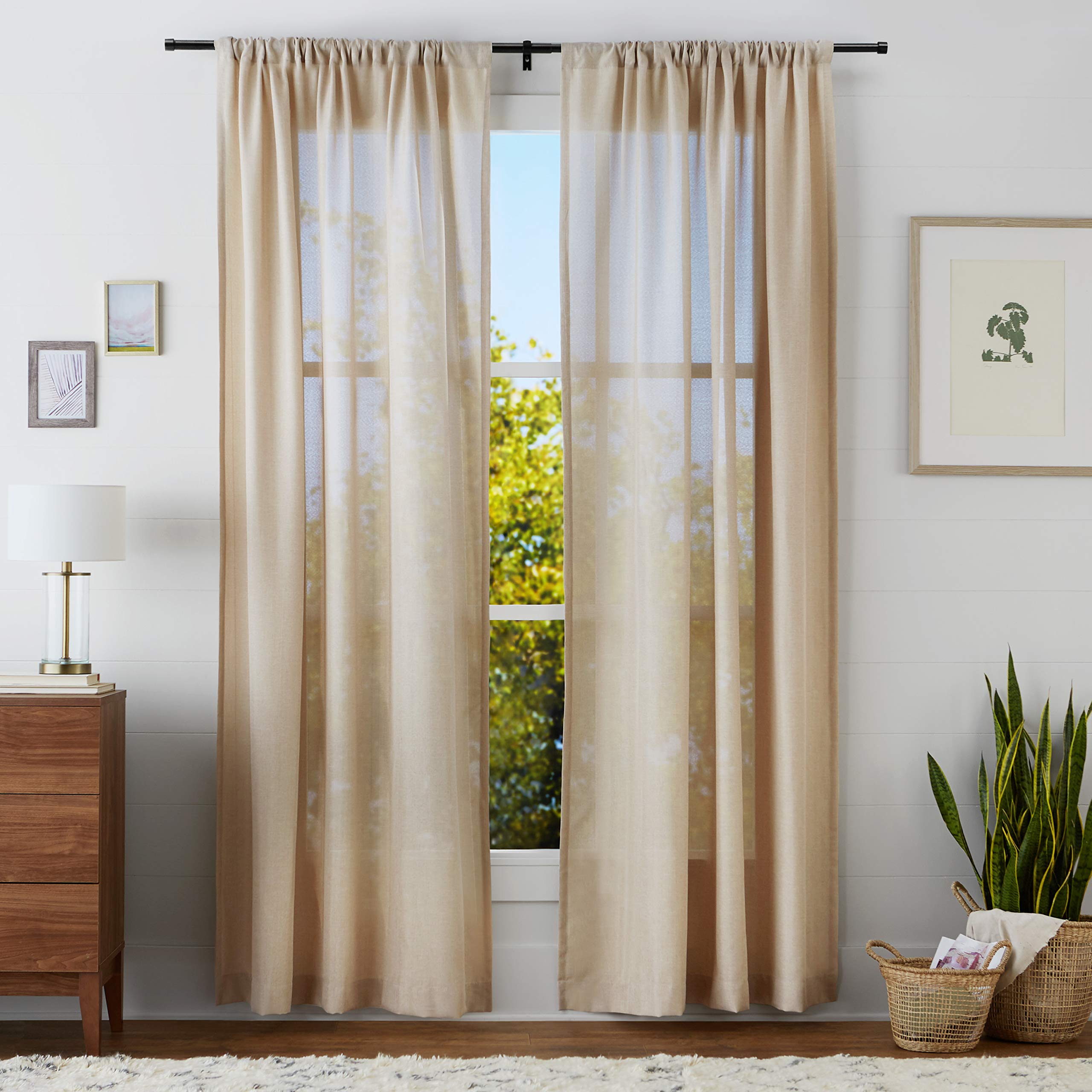 Amazon Basics 1 Inch Adjustable Black Curtain Rod 36 to 72 Inches - Perfect for Living Room, Bedroom & Window Treatments