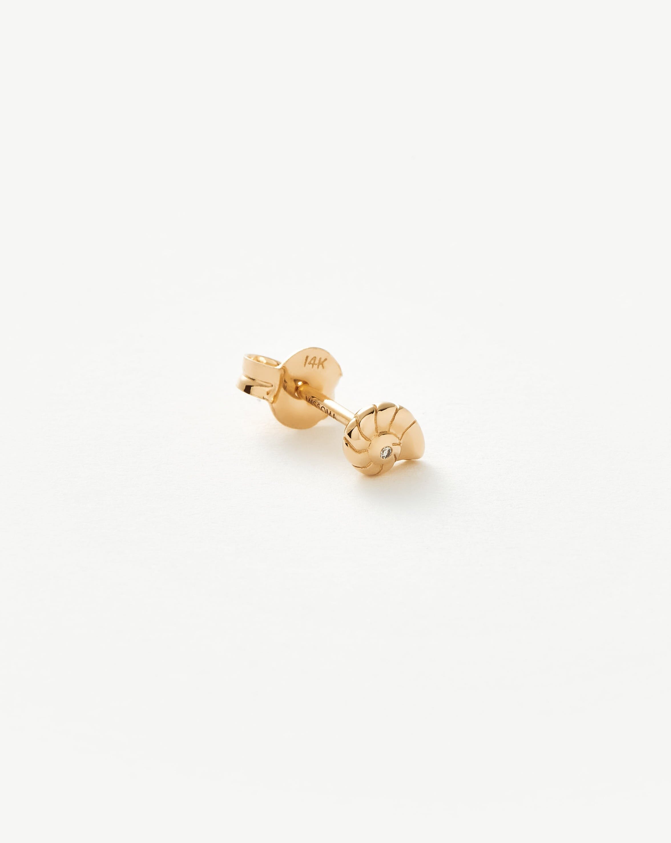 Exquisite Diamond Shell Single Stud Earrings for Women - 14K Gold Plated Elegant Jewelry - Perfect for Weddings, Parties & Everyday Wear